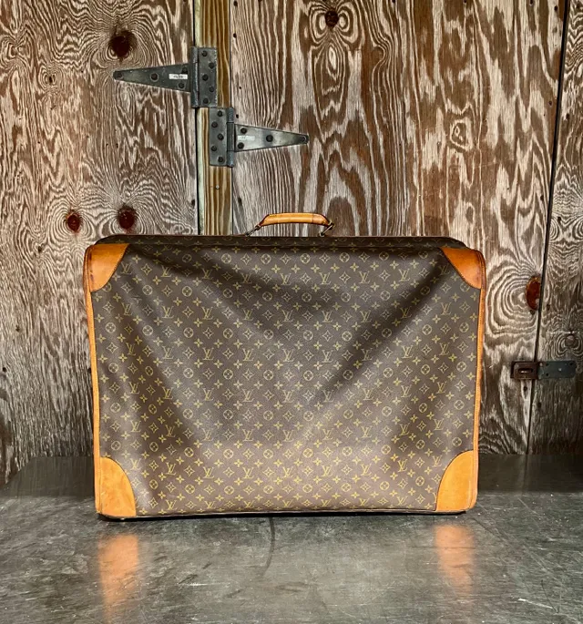 Vintage Louis Vuitton Monogram Pullman Suitcase — additional photo 4