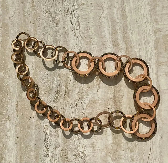 Vintage Interlocking Resin Circle Belt — additional photo 2