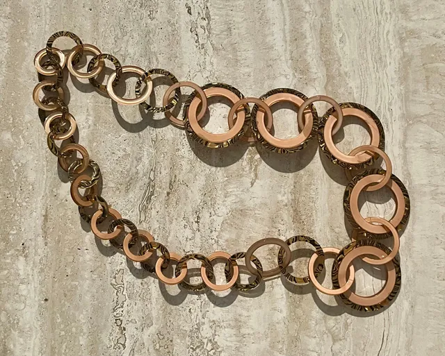 Vintage Interlocking Resin Circle Belt — additional photo 3