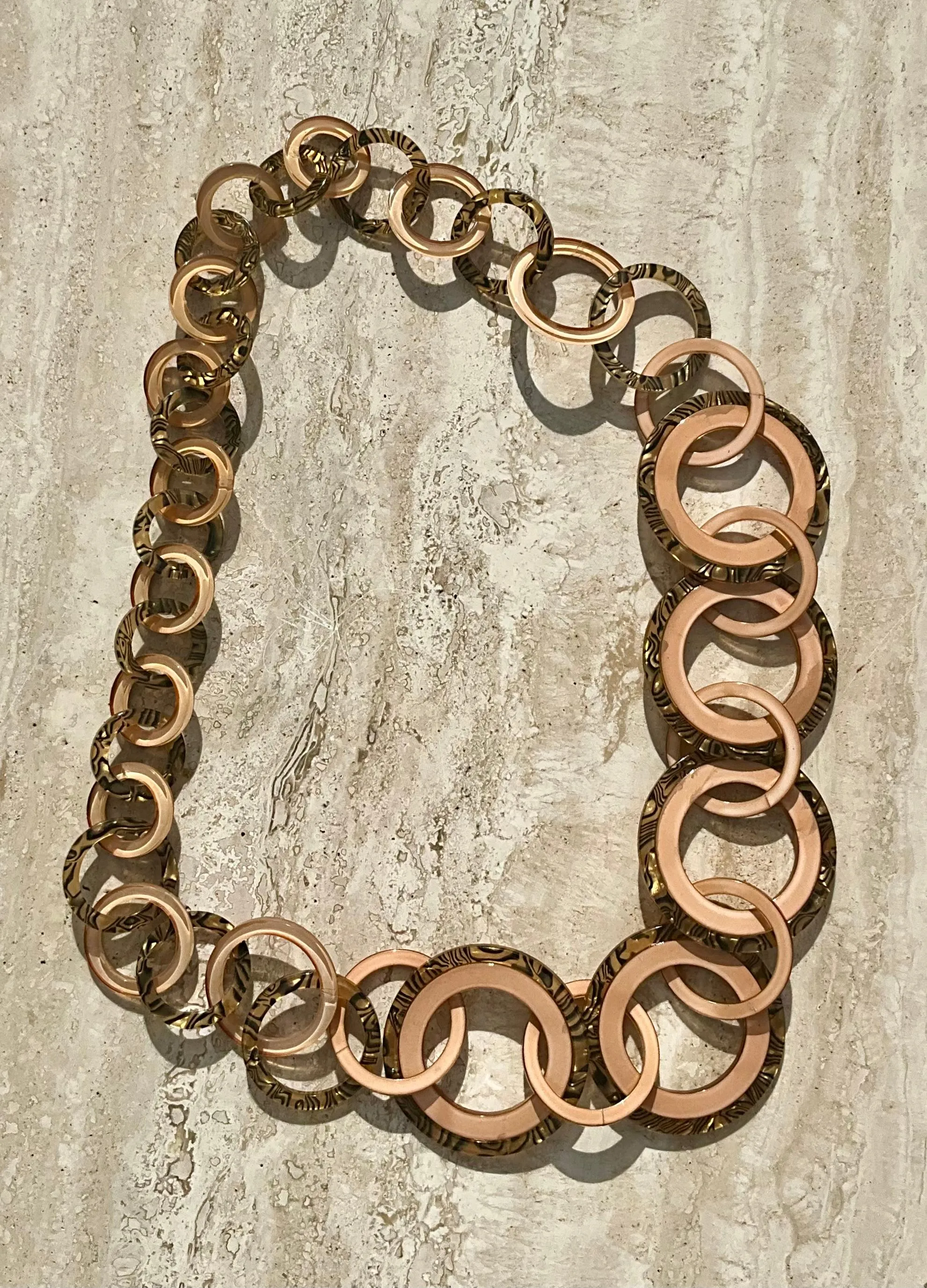 Vintage Interlocking Resin Circle Belt — additional photo 4