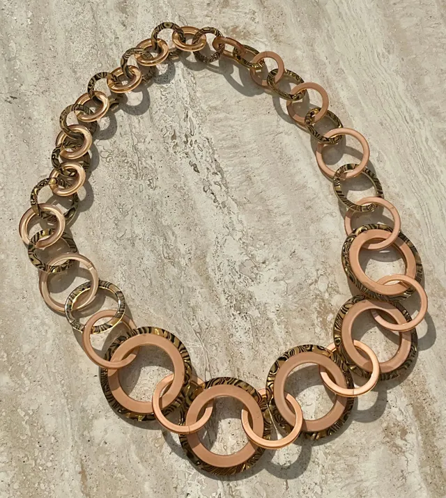 Vintage Interlocking Resin Circle Belt — additional photo 6