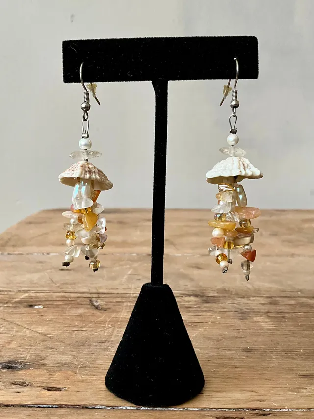 Vintage Boho Drop Shell Earrings — additional photo 4