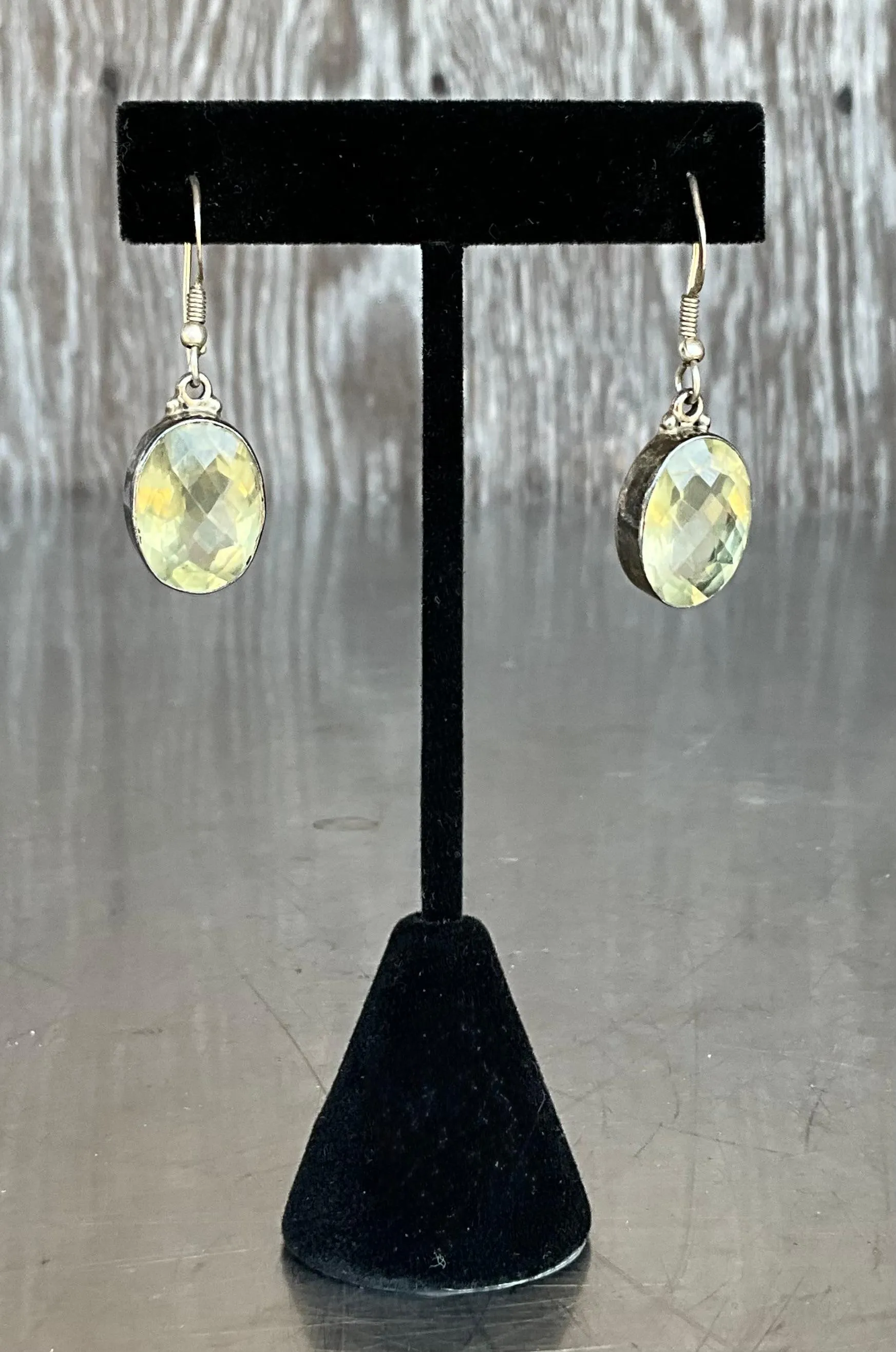 Vintage 925 Silver Drop Earrings with Green Gemstone — additional photo 1