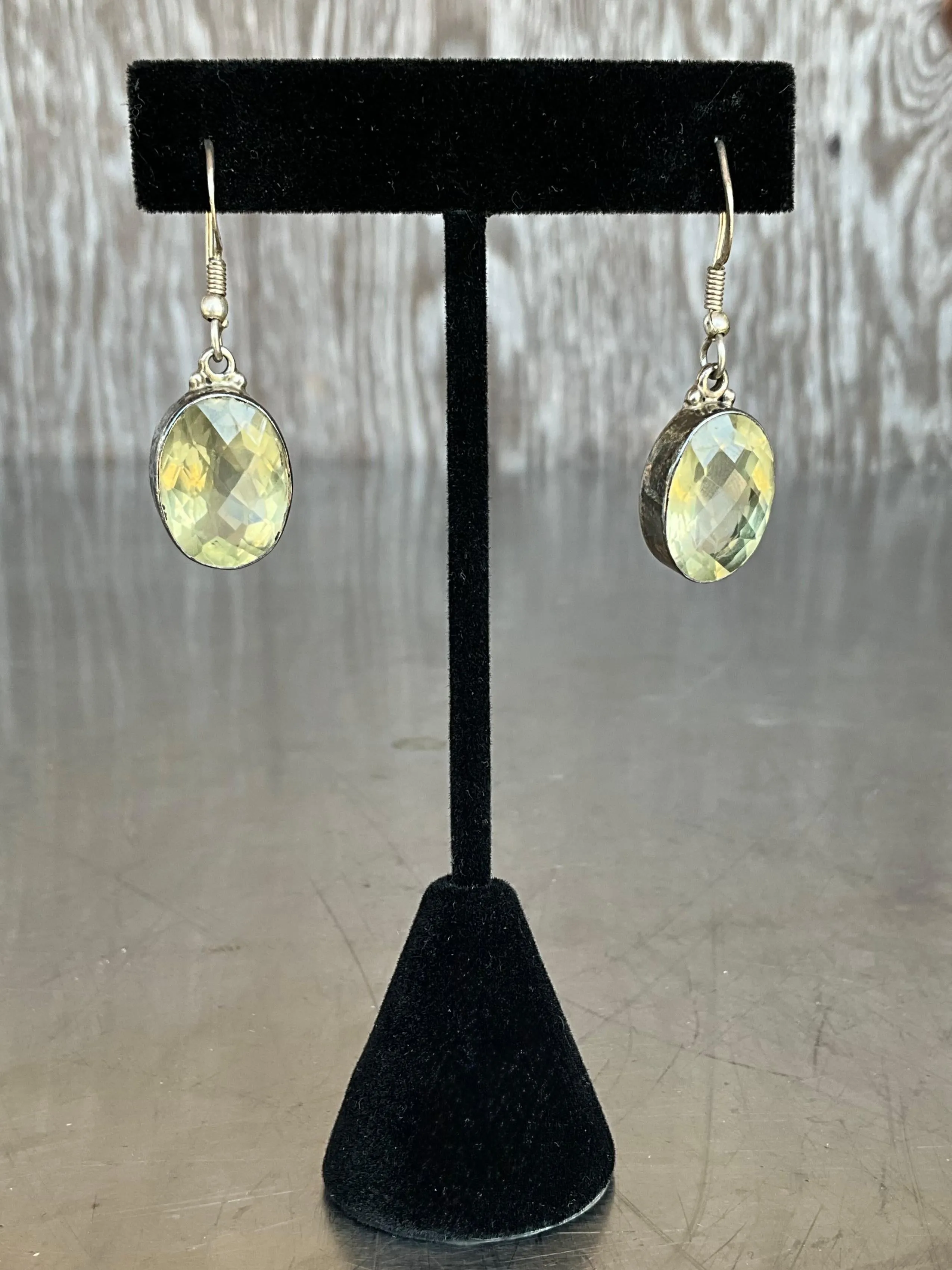 Vintage 925 Silver Drop Earrings with Green Gemstone — additional photo 4
