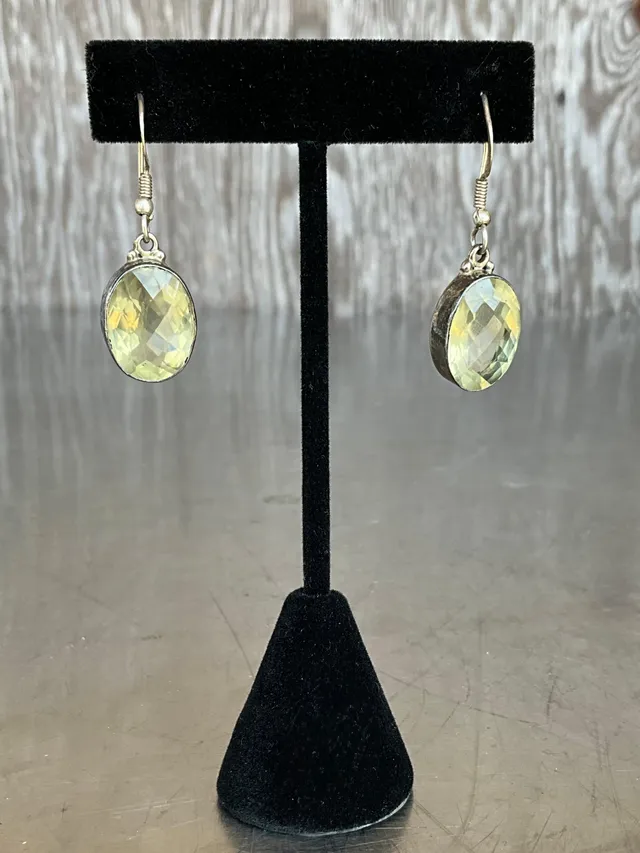 Vintage 925 Silver Drop Earrings with Green Gemstone — additional photo 4