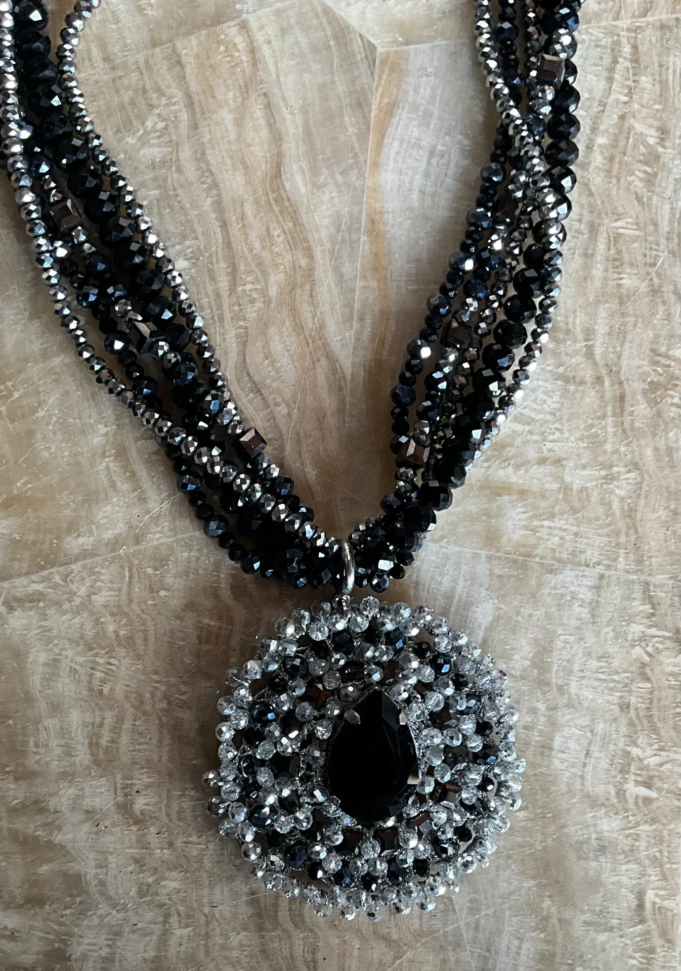 Vintage Ottaviani Bijoux Italy Beaded Rhinestone Pendant Necklace — additional photo 3