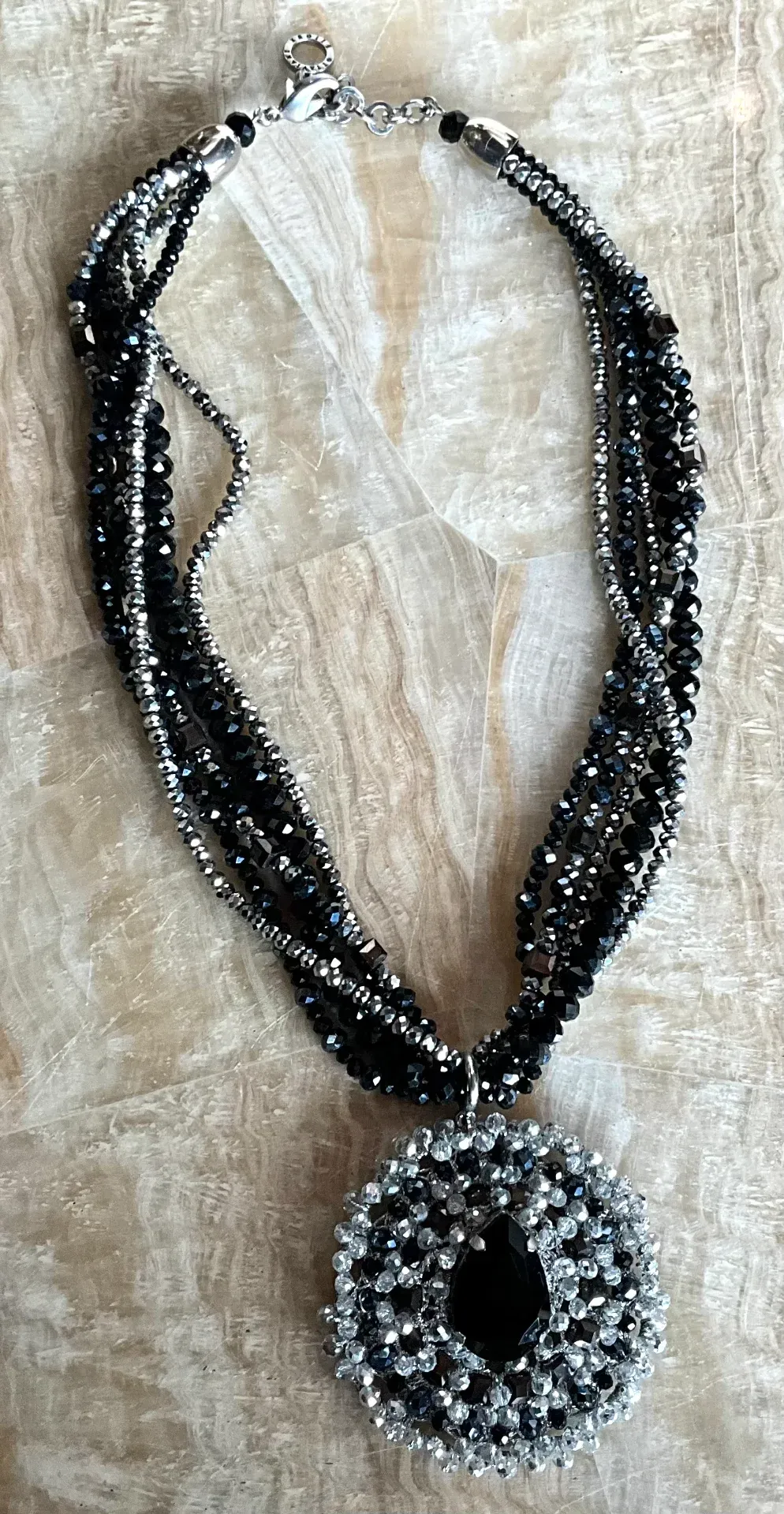 Vintage Ottaviani Bijoux Italy Beaded Rhinestone Pendant Necklace — additional photo 4