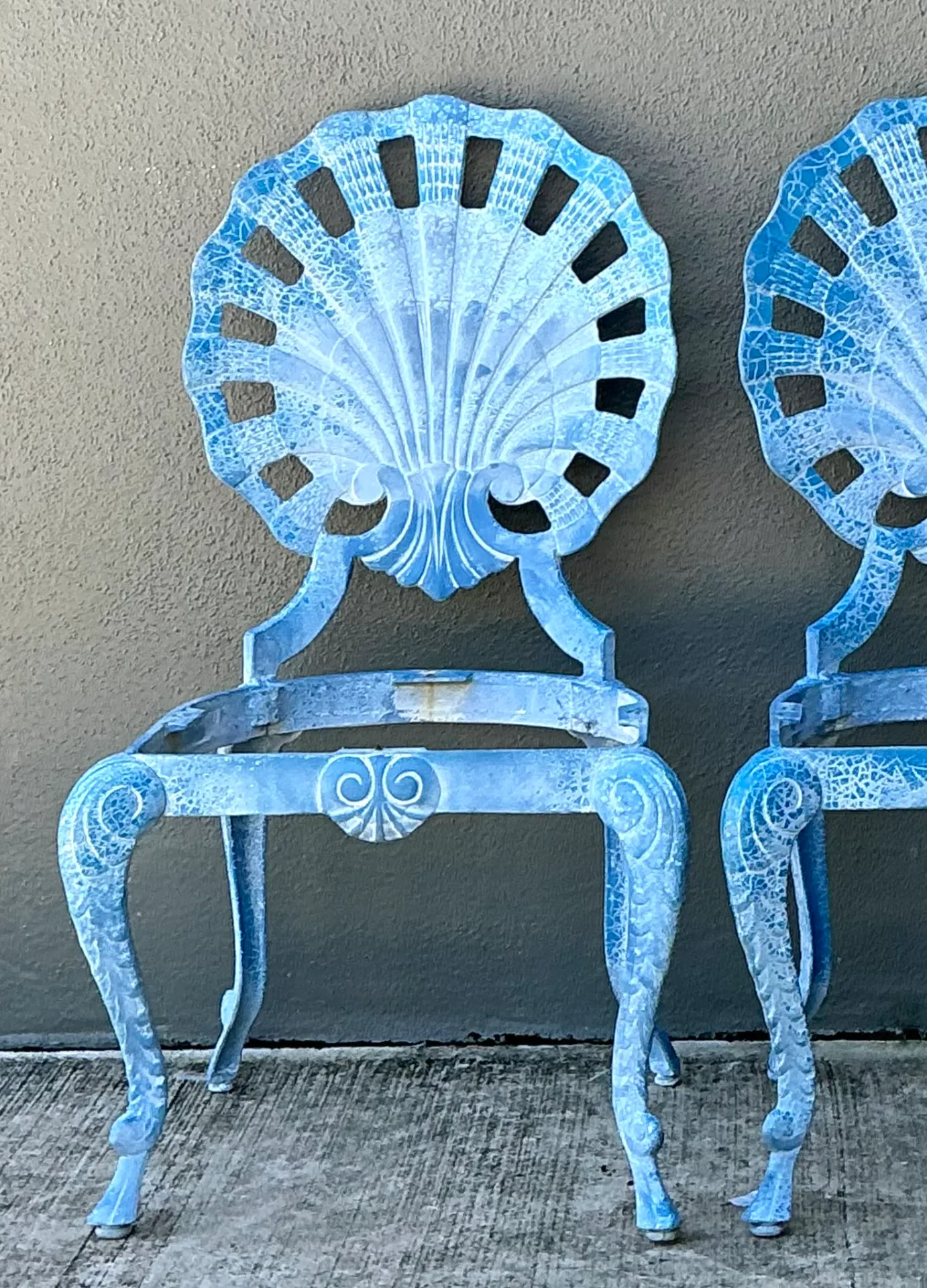 Vintage Blue Metal Shell Back Grotto Chairs - A Pair — additional photo 2