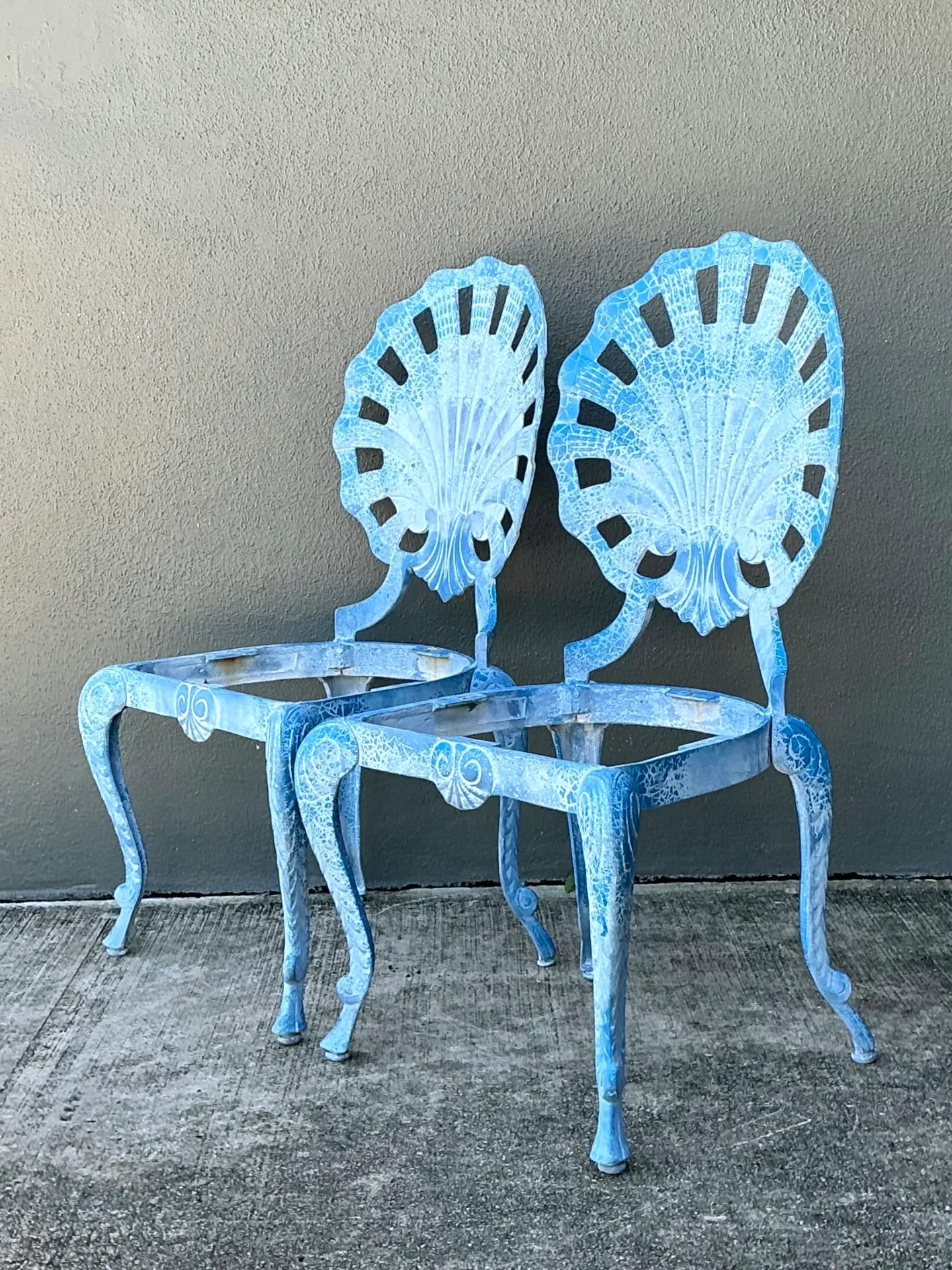 Vintage Blue Metal Shell Back Grotto Chairs - A Pair — additional photo 6