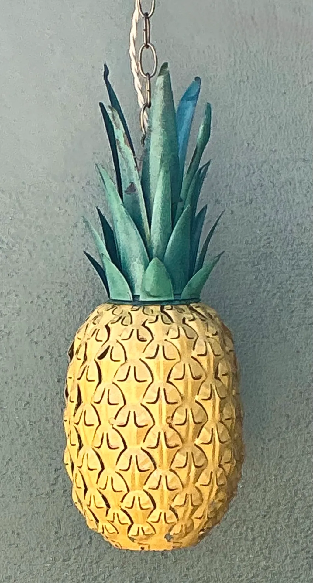 Vintage Metal Pineapple Pendant Light — additional photo 4