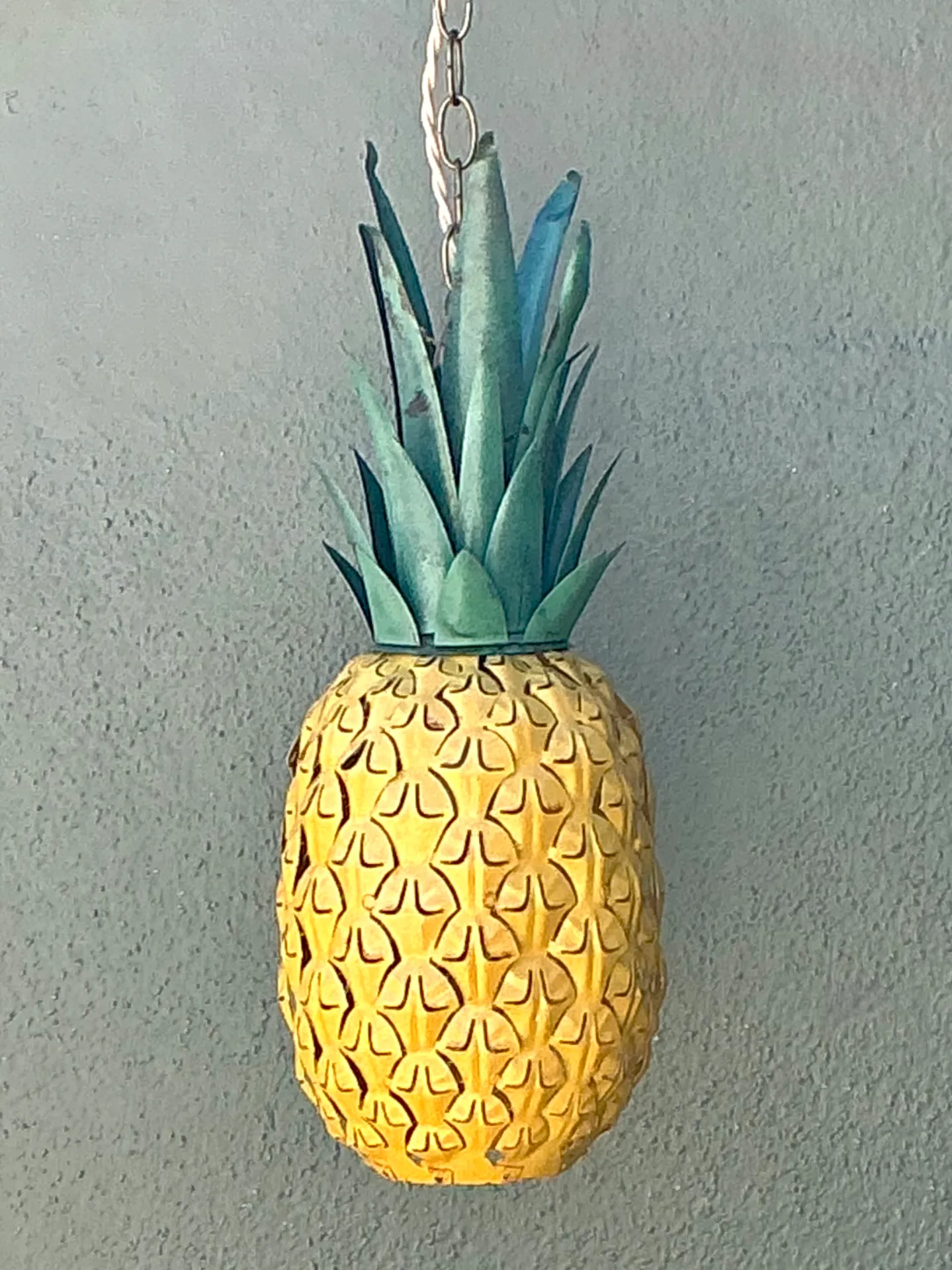 Vintage Metal Pineapple Pendant Light — additional photo 3
