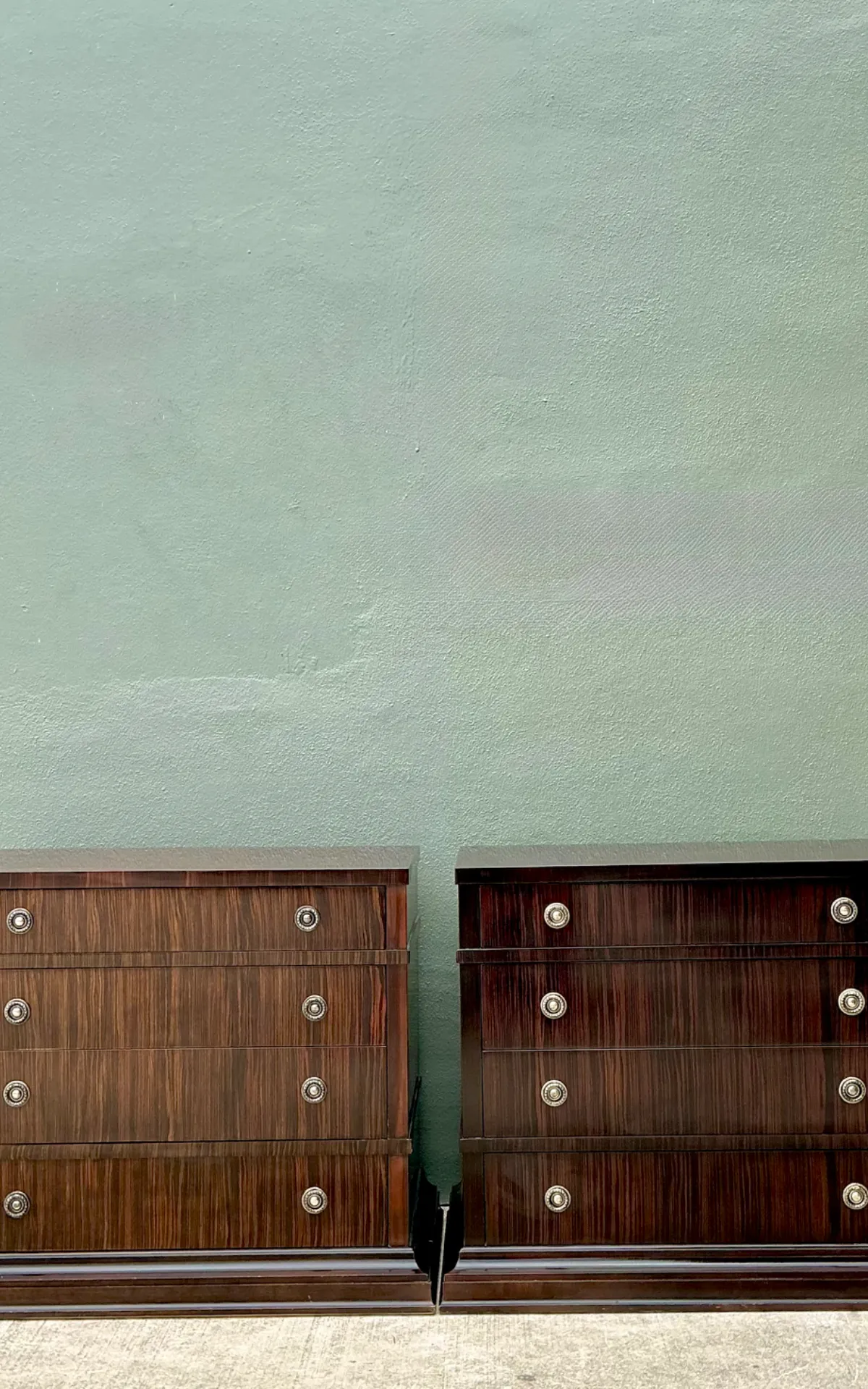 Vintage Ralph Lauren “Clivedon” Chest of Drawers - Pair — additional photo 5