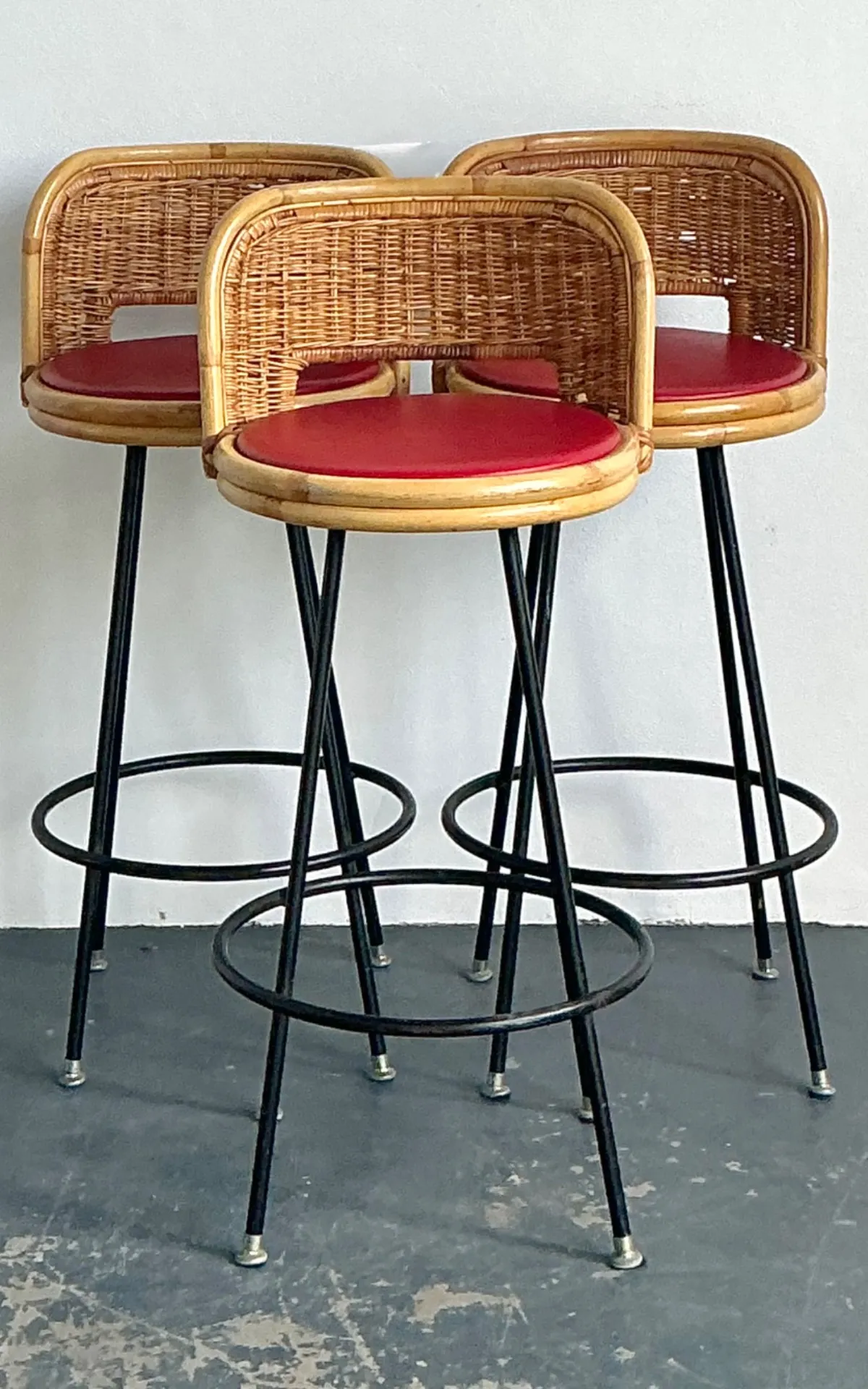 Vintage Rattan and Metal Bar Stools - Set of 3 — additional photo 6