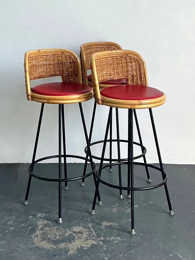 Vintage Rattan and Metal Bar Stools - Set of 3 — additional photo 7