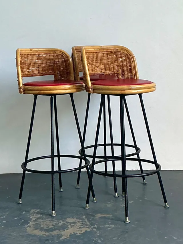 Vintage Rattan and Metal Bar Stools - Set of 3 — additional photo 4