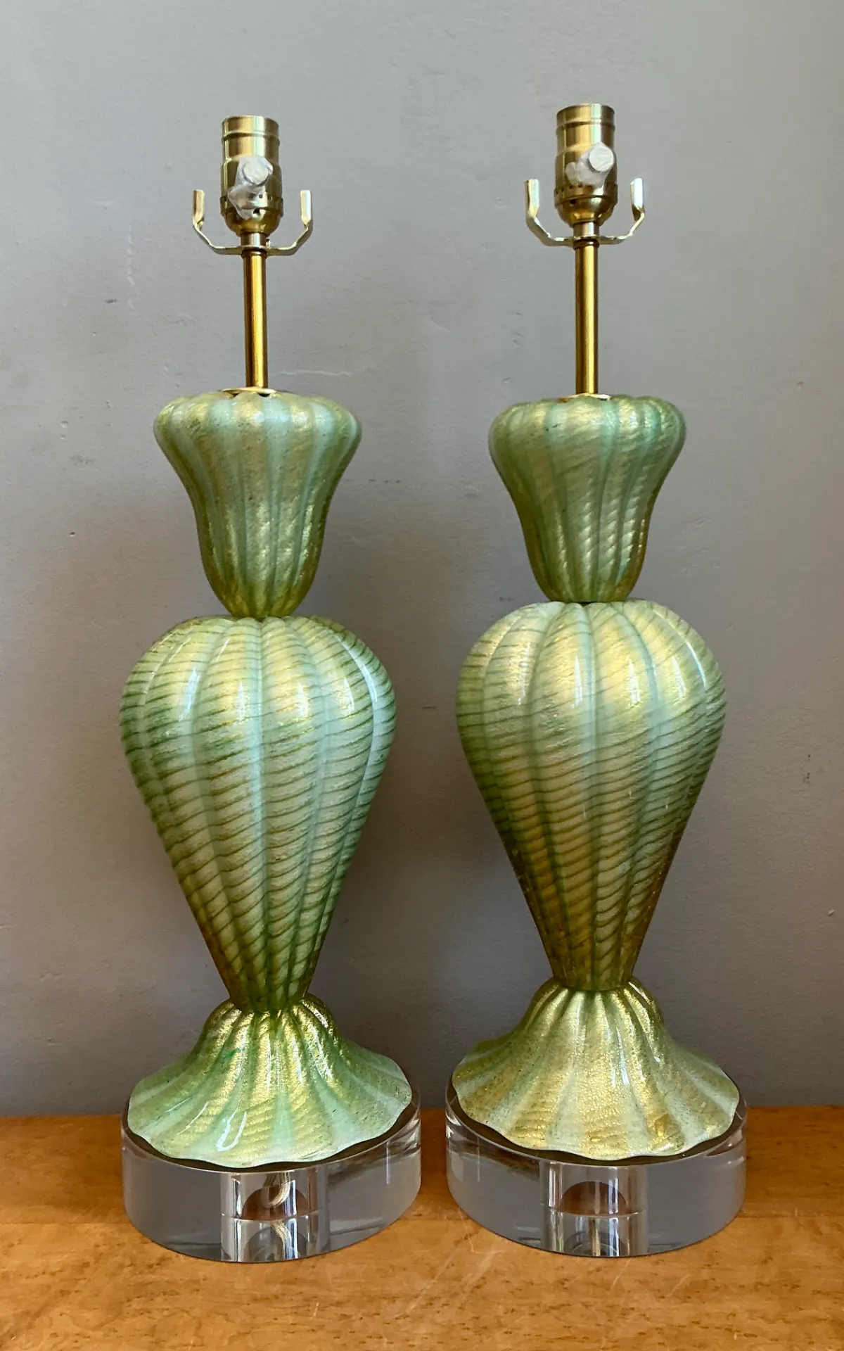 Vintage Italian Murano Glass Lamps with Lucite Plinths — additional photo 4