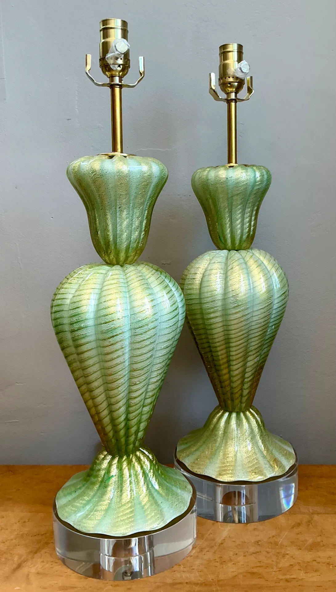 Vintage Italian Murano Glass Lamps with Lucite Plinths — additional photo 3
