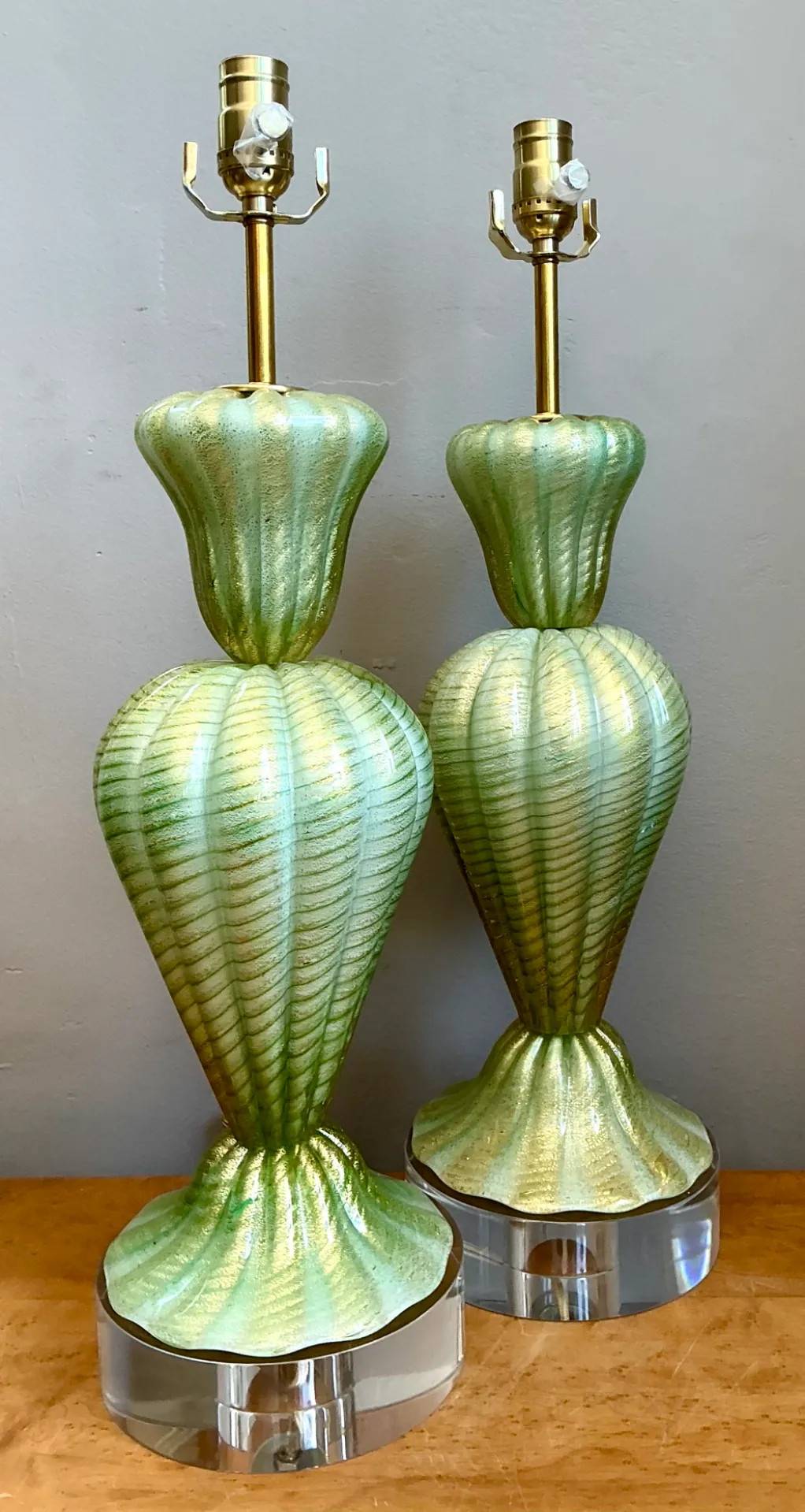 Vintage Italian Murano Glass Lamps with Lucite Plinths — additional photo 7