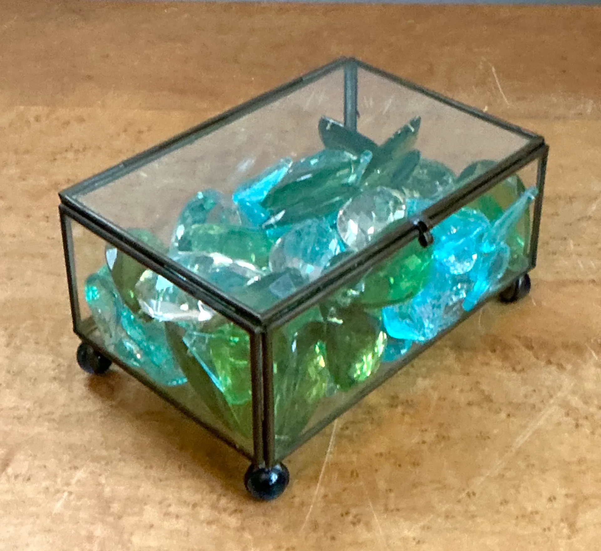 Retro Glass Display Box with Crystal And Resin Prisms — additional photo 6