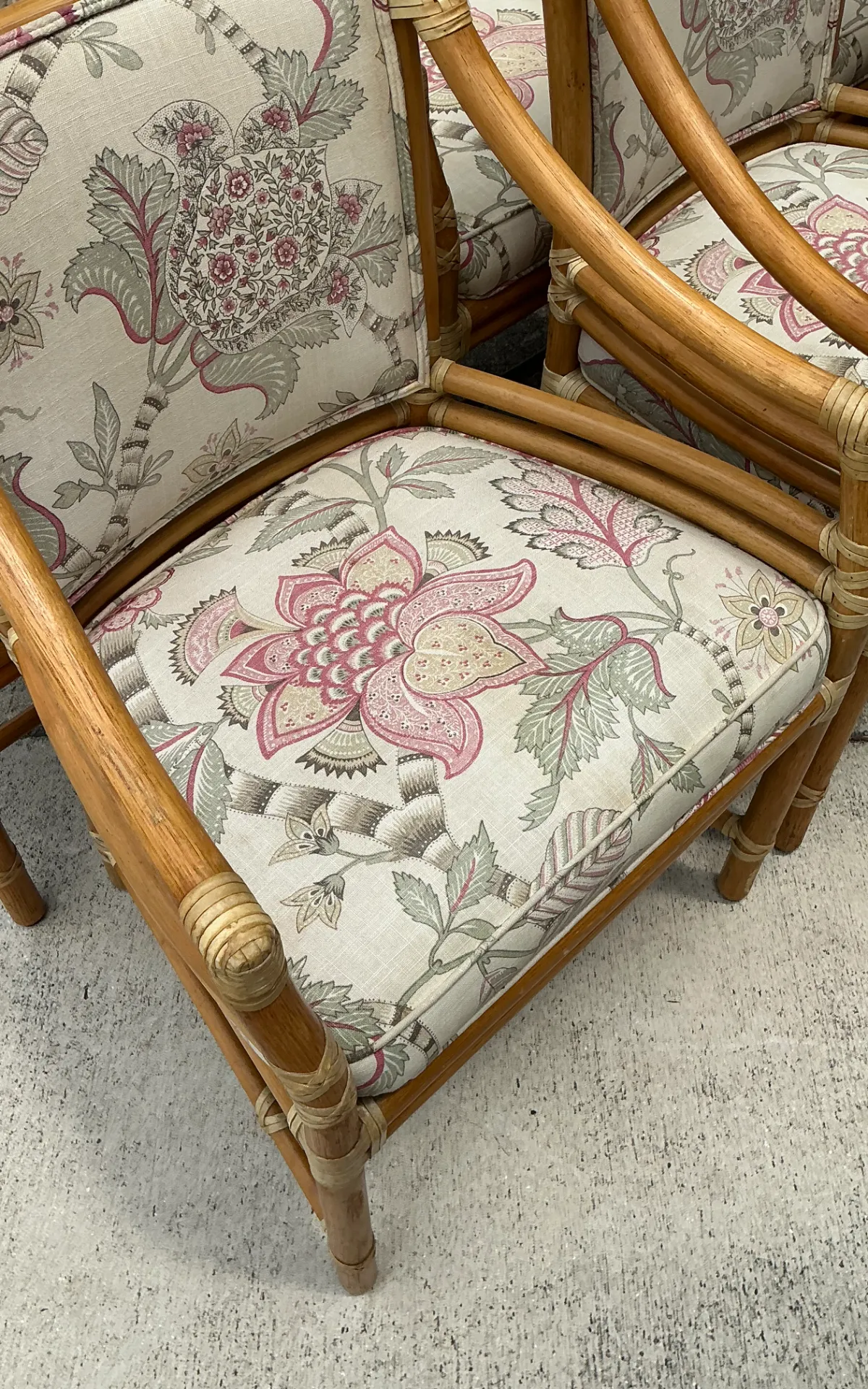 Vintage McGuire Target Back Dining Chairs - Set Of 8 — additional photo 3