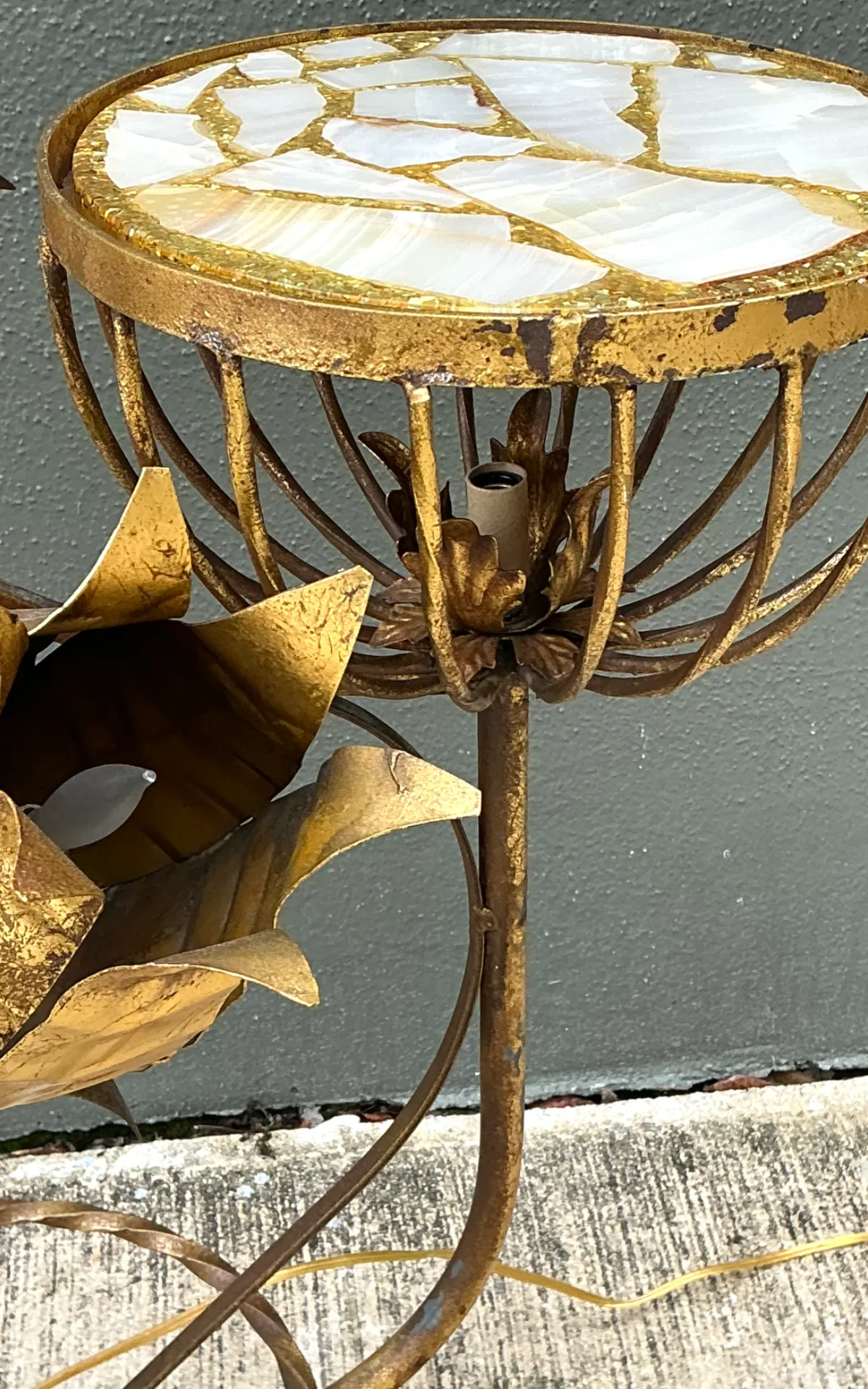 Mid-Century Italian Tole Flower Floor Lamp — additional photo 4