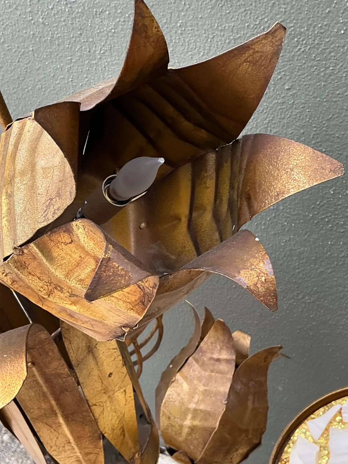 Mid-Century Italian Tole Flower Floor Lamp — additional photo 6