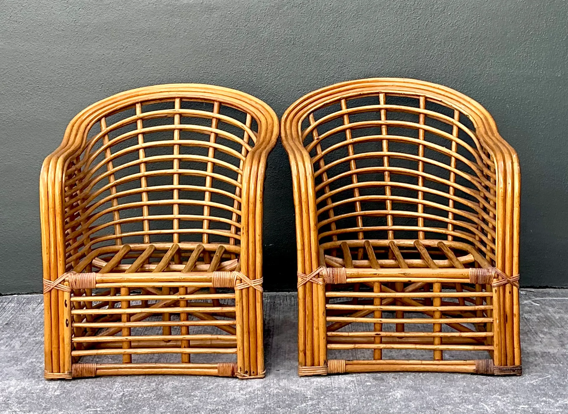 Vintage Stacked Rattan Lounge Chairs - Pair — additional photo 8