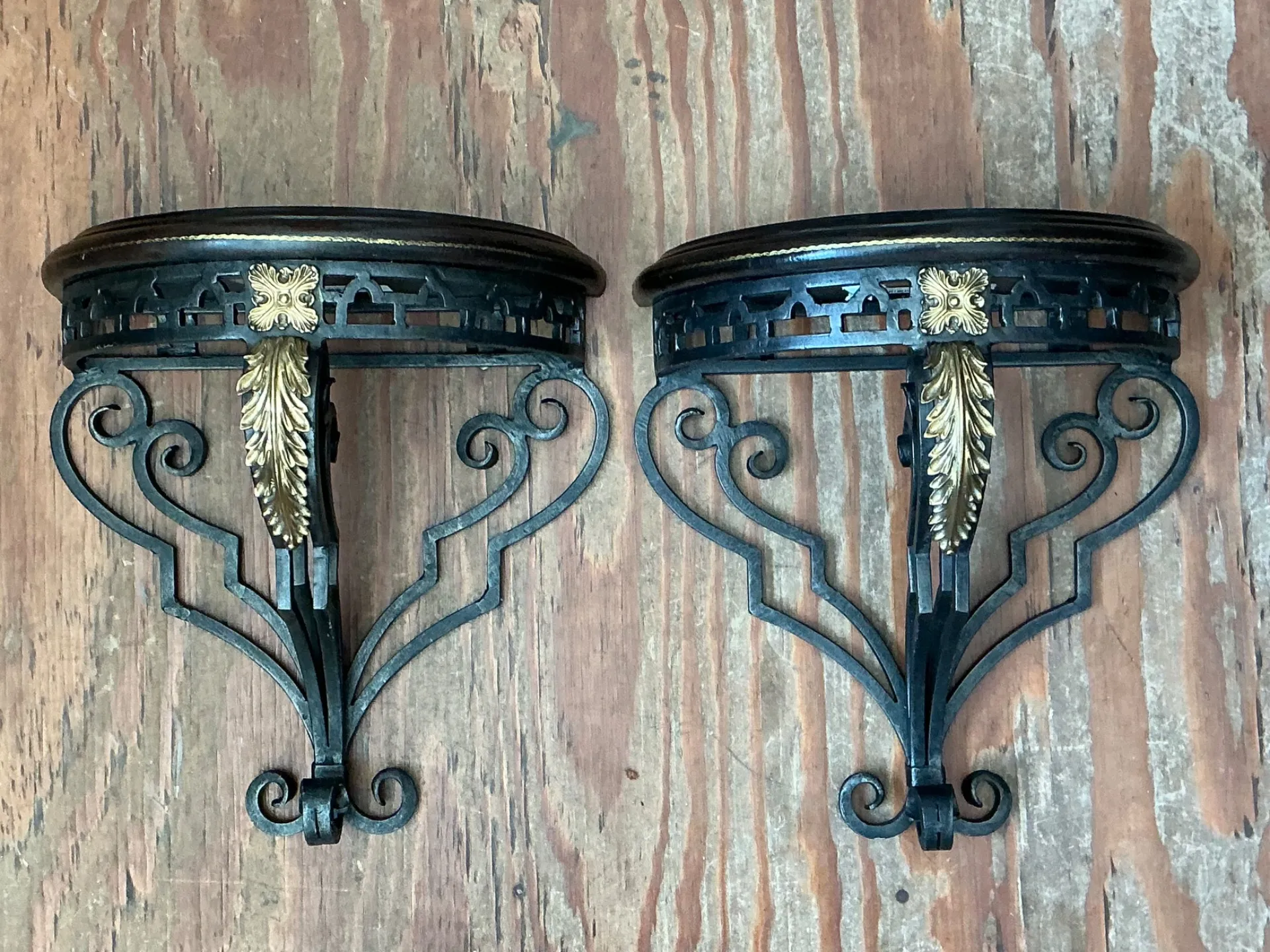 Vintage Maitland Smith Ornate Metal Wall Brackets - Set of 2 — additional photo 2