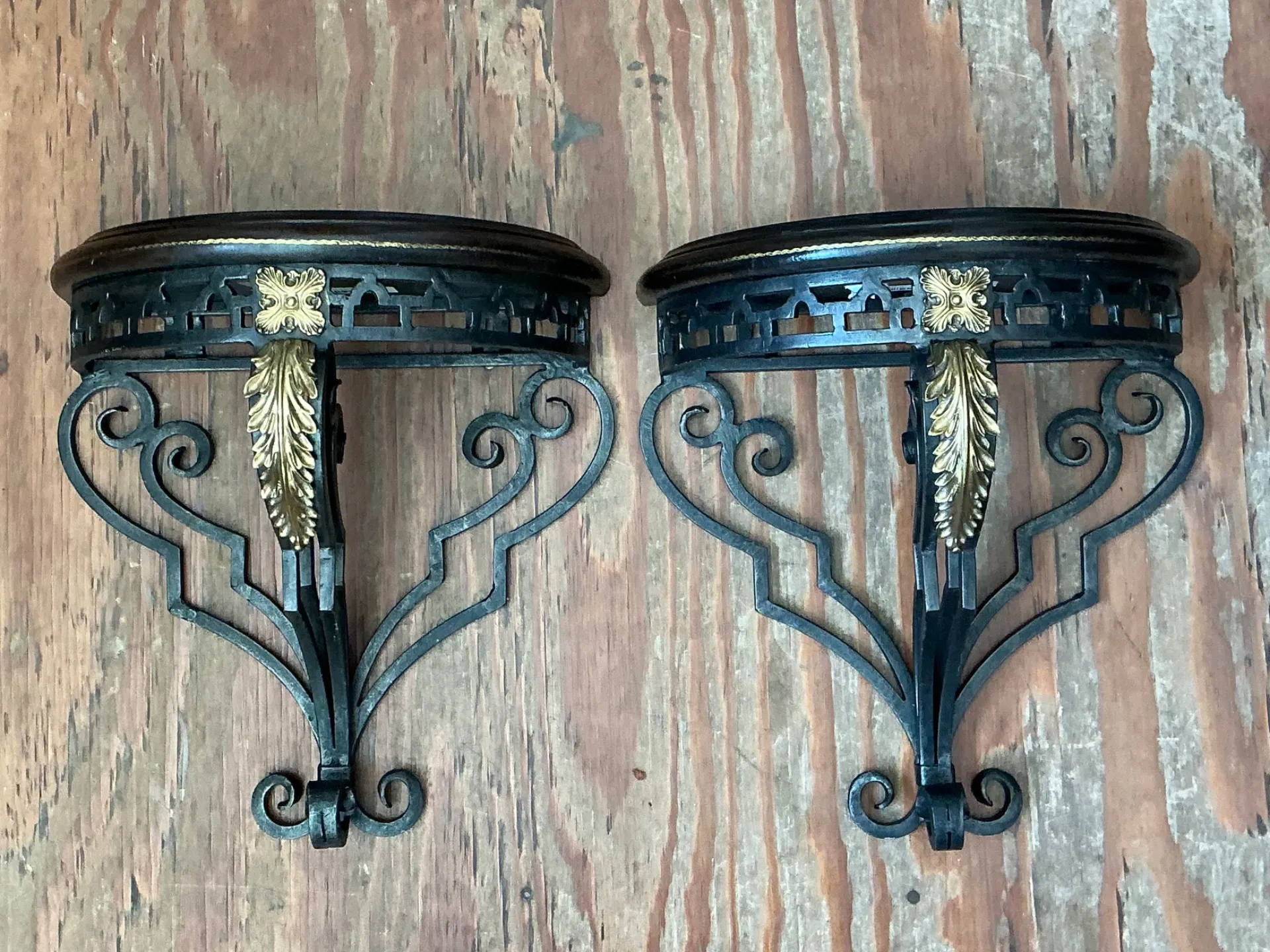 Vintage Maitland Smith Ornate Metal Wall Brackets - Set of 2 — additional photo 3