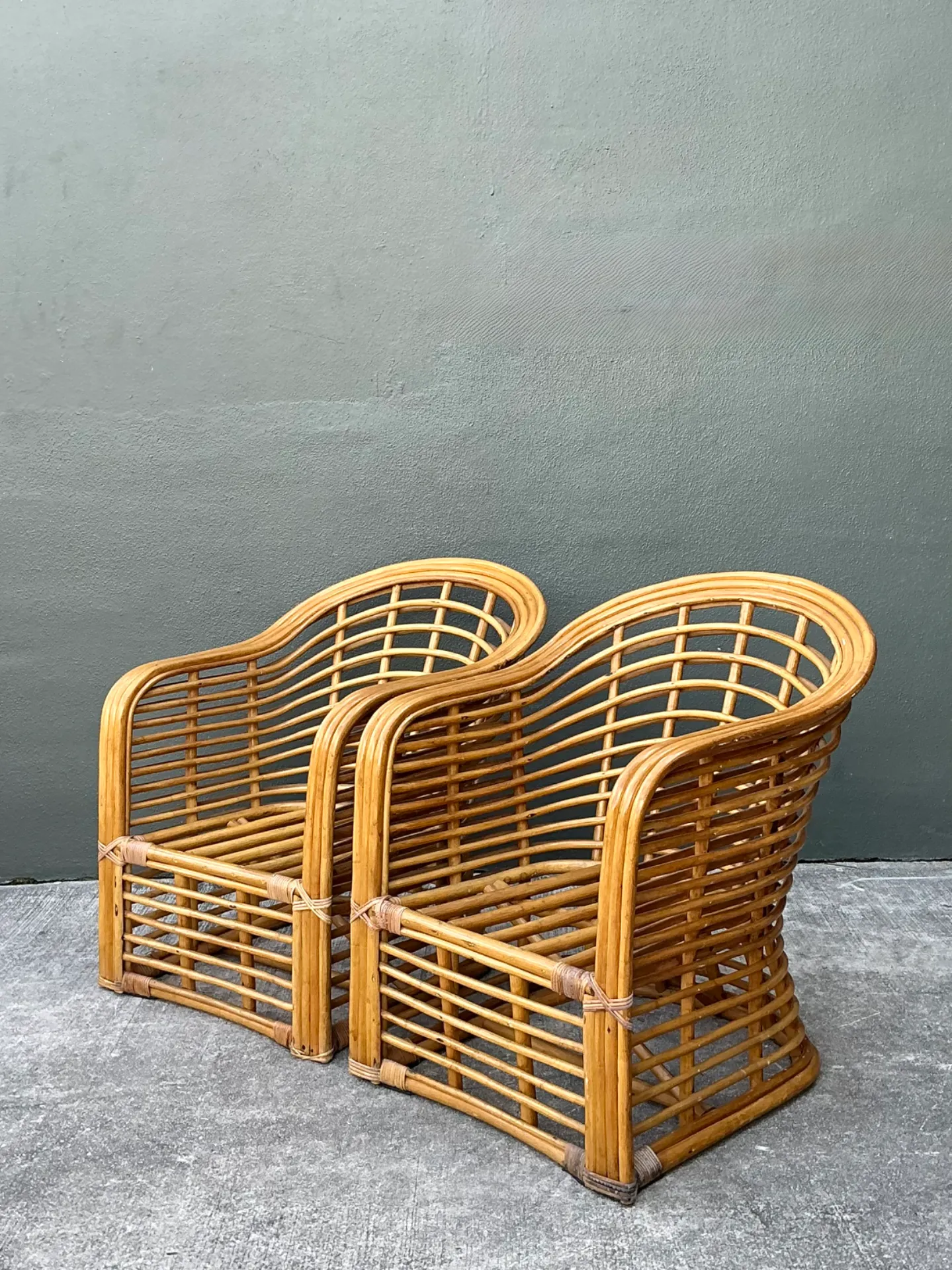 Vintage Stacked Rattan Lounge Chairs - Pair — additional photo 7