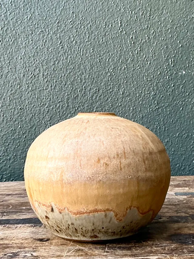 Vintage Earth Tone Ceramic Vessel — additional photo 5
