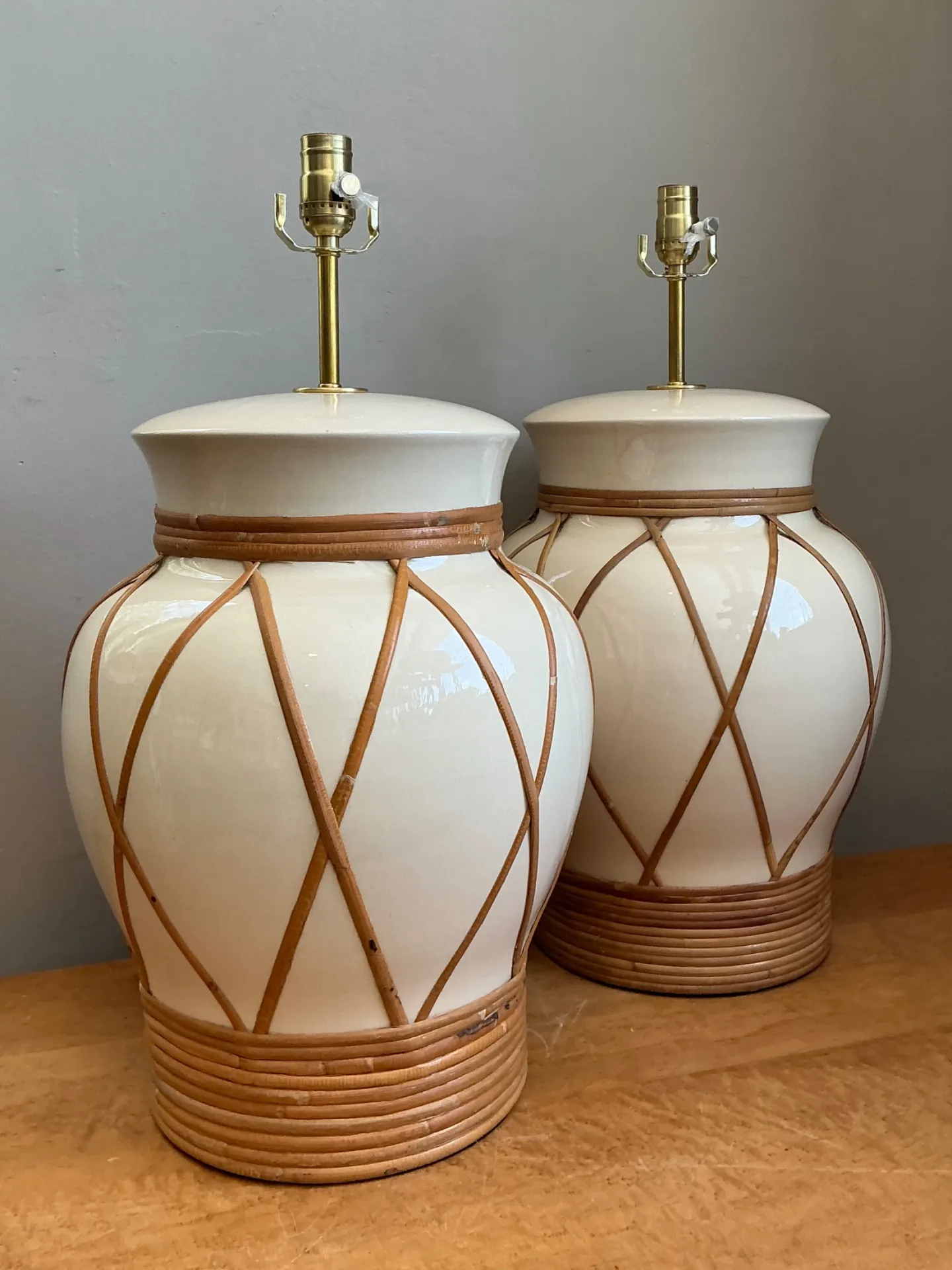 Vintage Ceramic and Rattan Table Lamps - Pair — additional photo 5