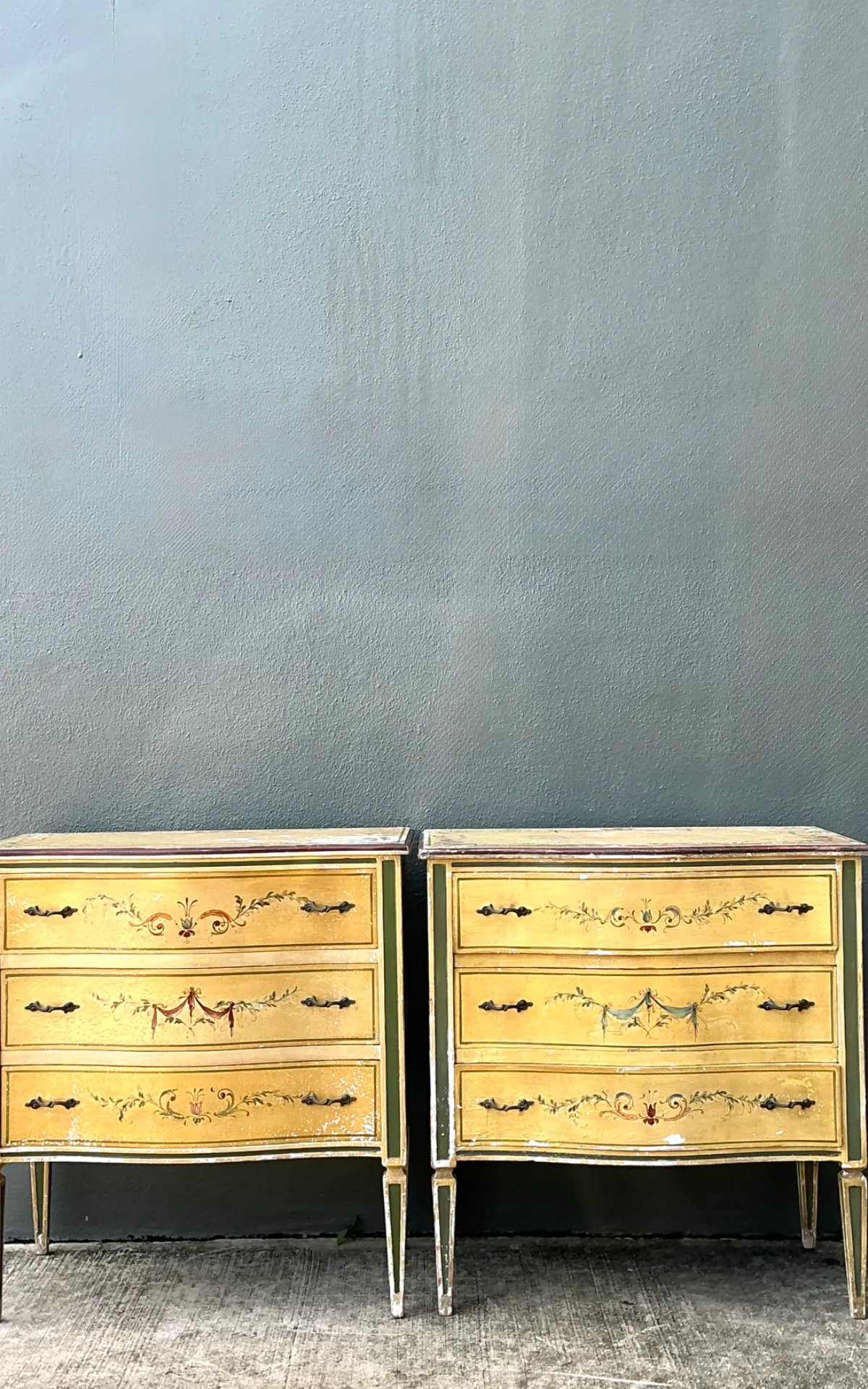 Vintage Hand-Painted Wood Chest - A Pair — additional photo 3