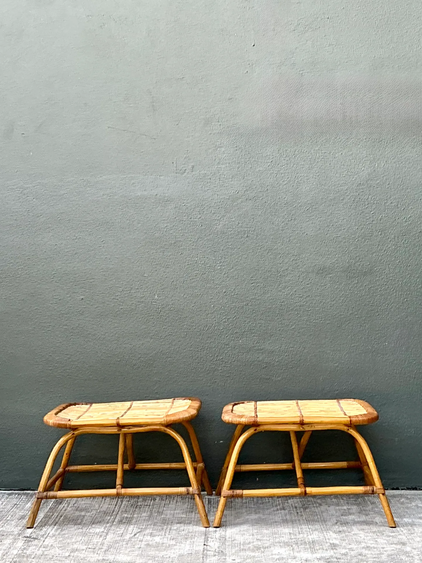 Vintage Rattan Low Stools - Pair — additional photo 5