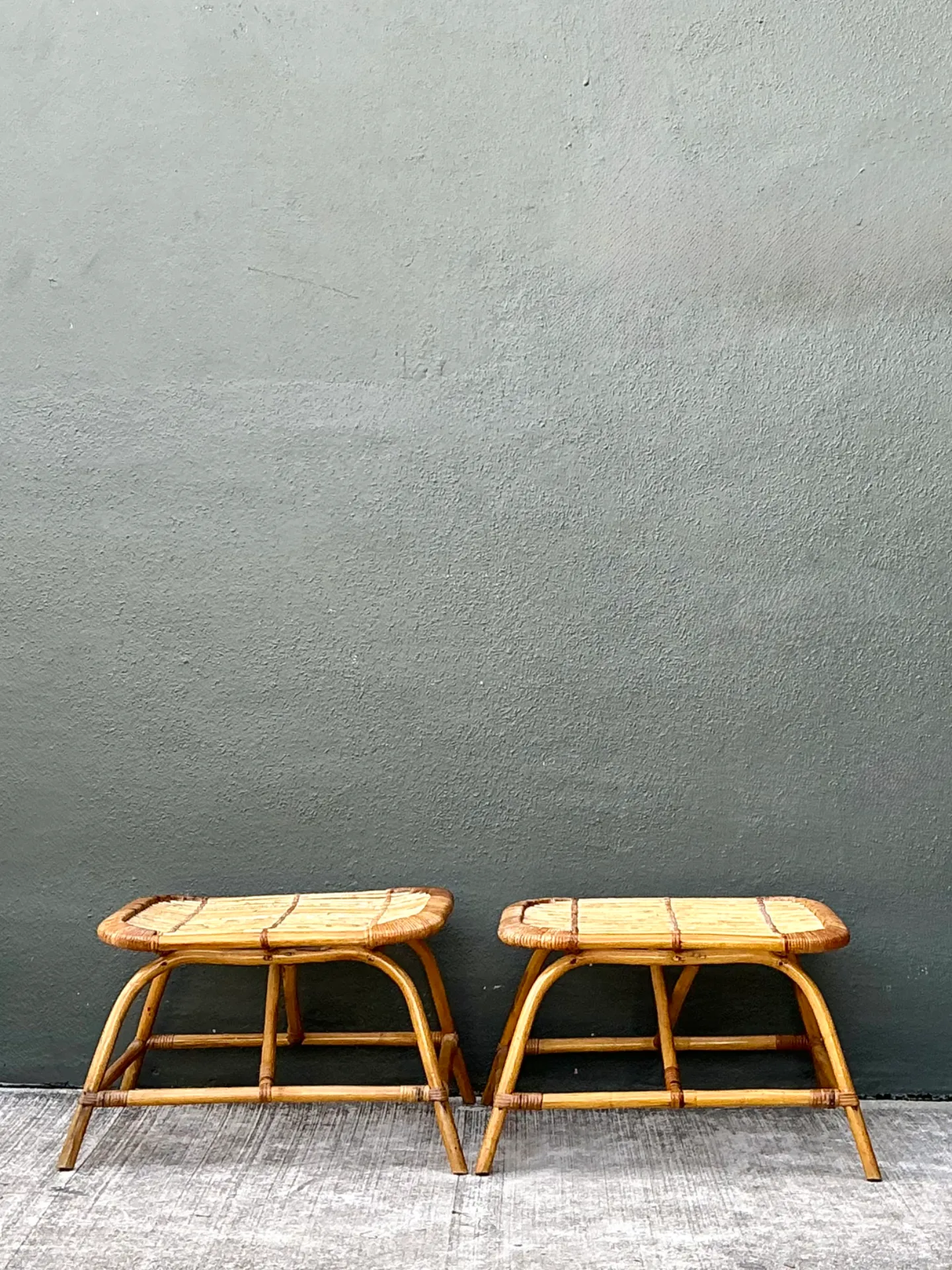 Vintage Rattan Low Stools - Pair — additional photo 3