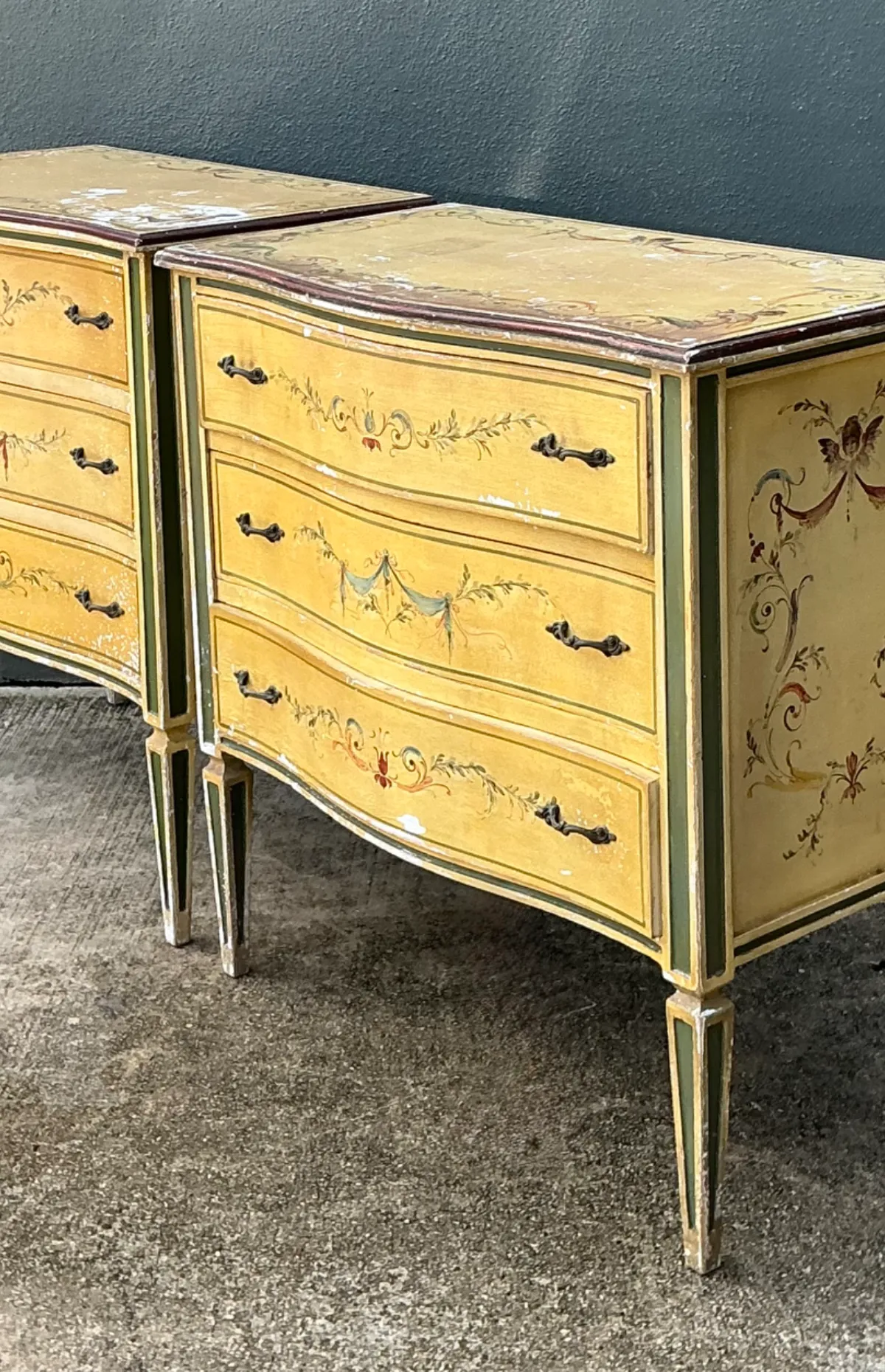 Vintage Hand-Painted Wood Chest - A Pair — additional photo 5