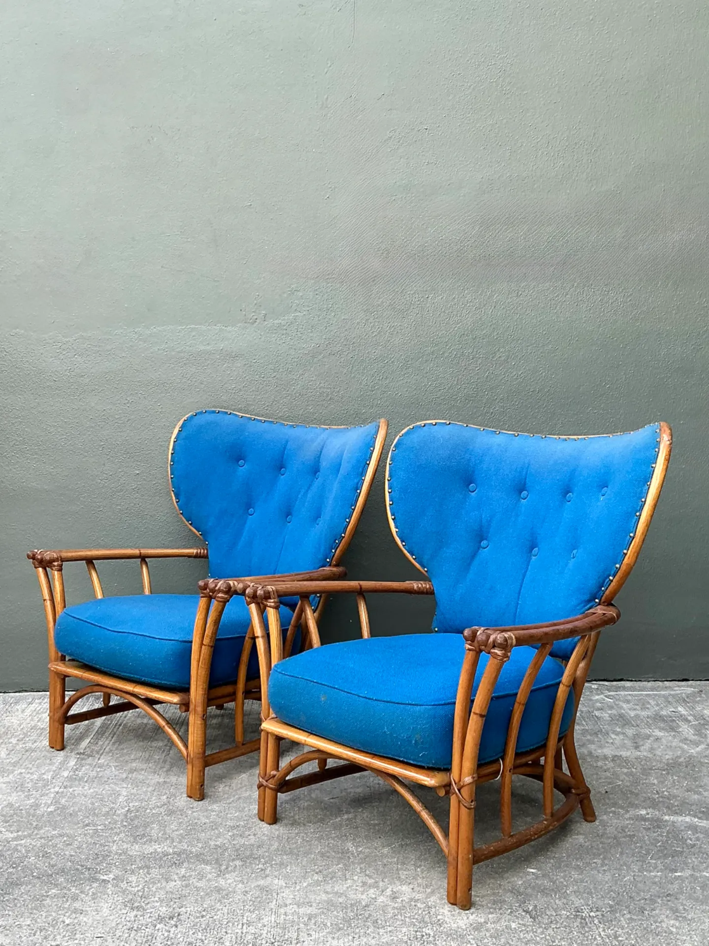Vintage Heywood Wakefield Rattan Lounge Chairs - Pair — additional photo 6