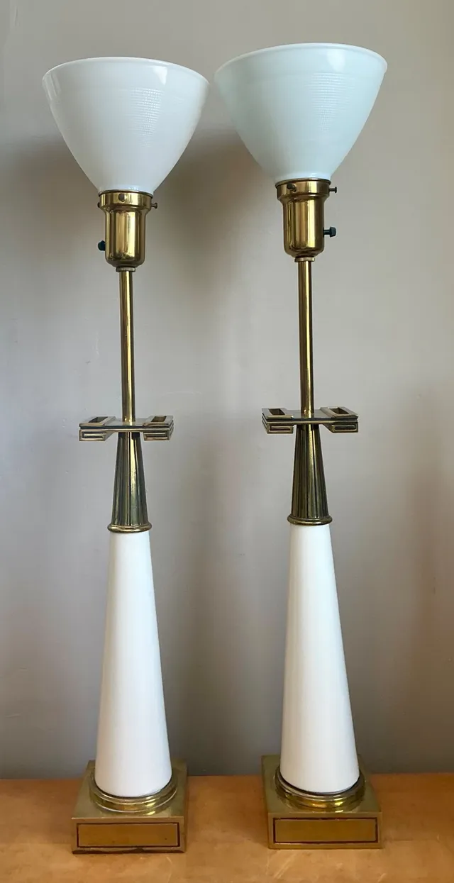Vintage Tommi Parzinger For Stiffel Greek Key Brass Lamps - A Pair — additional photo 5