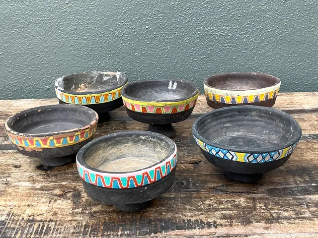 Vintage Painted Ceramic Pedestal Bowls - Set of 6 — additional photo 1