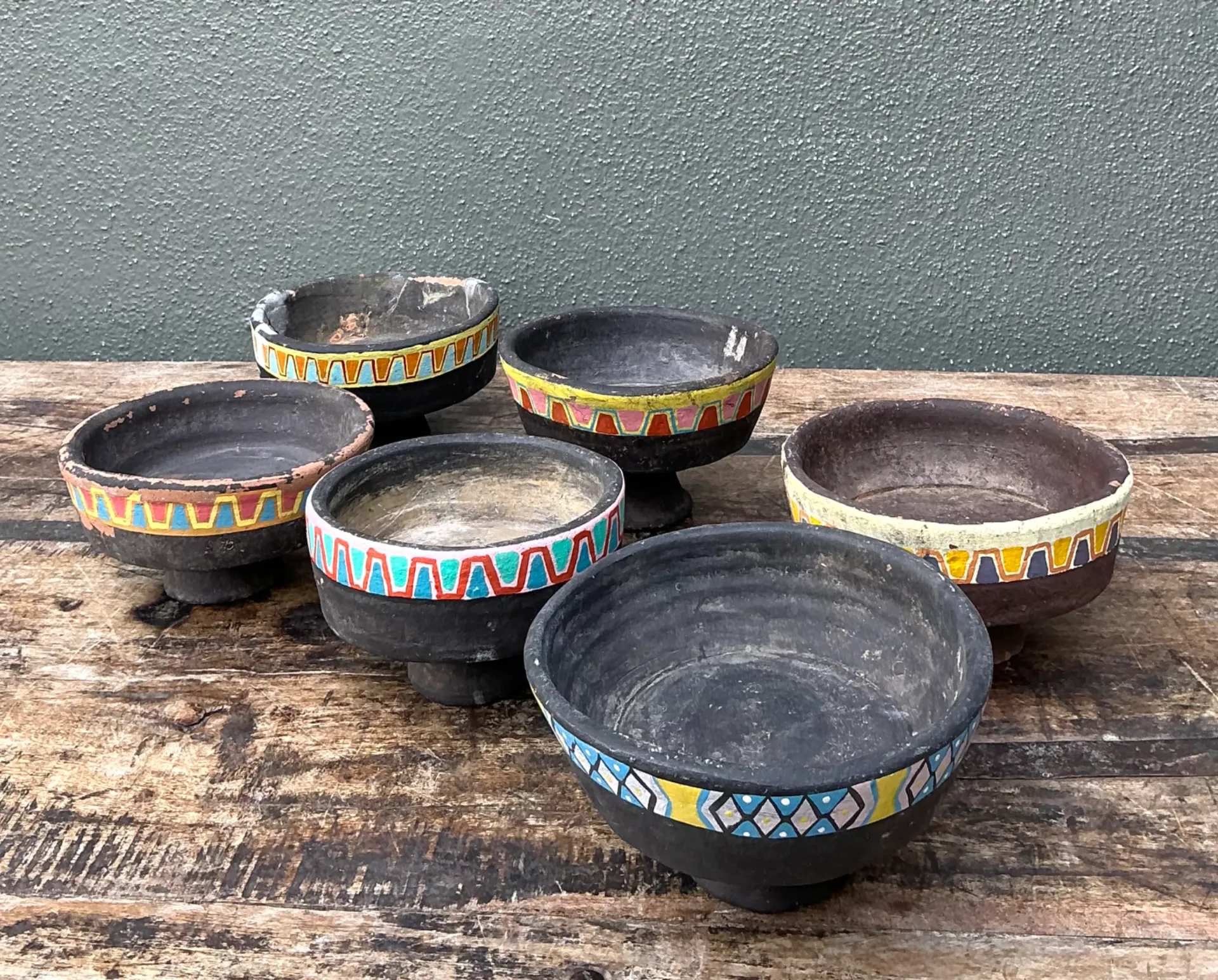 Vintage Painted Ceramic Pedestal Bowls - Set of 6 — additional photo 7