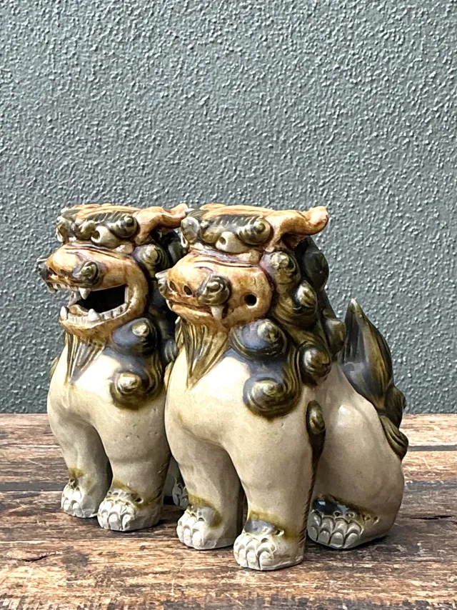 Vintage Ceramic Foo Dog Statues - Pair — additional photo 2