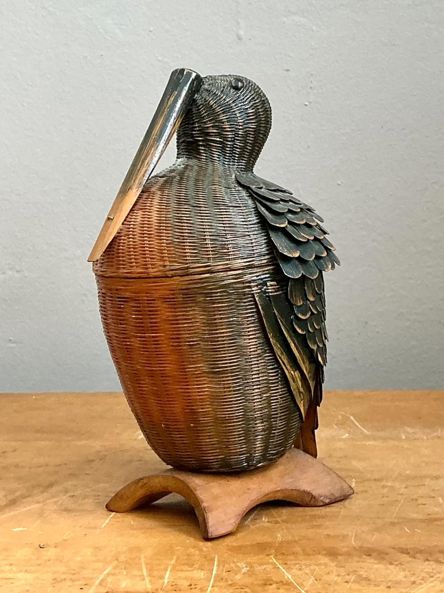 Vintage Shanghai Weave Rattan Pelican Basket — additional photo 5