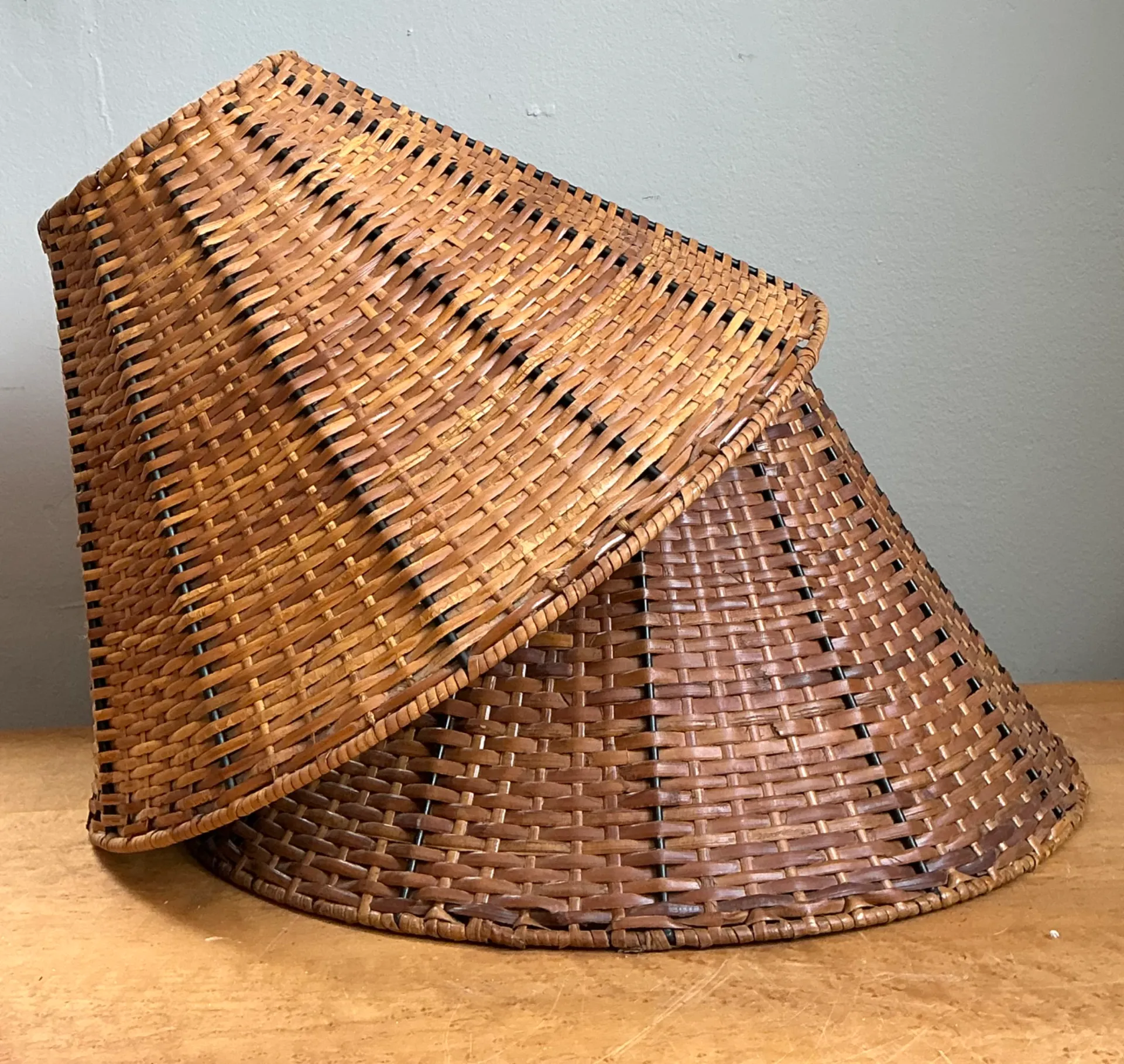 Vintage Woven Rattan Lamp Shades - Pair — additional photo 4