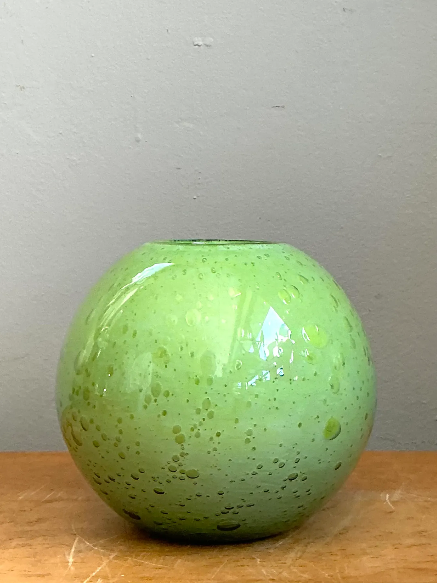 Vintage Green Glass Bubble Sphere Vase — additional photo 7