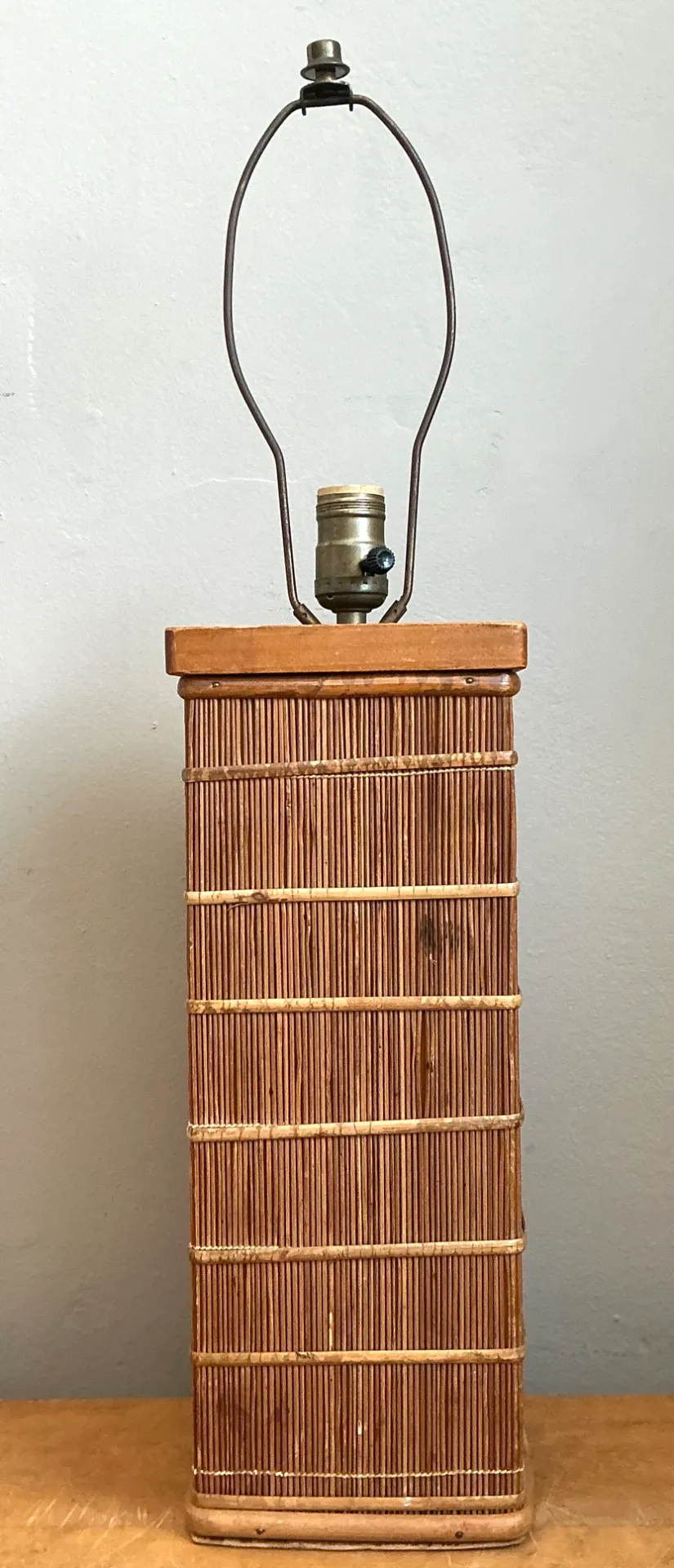 Vintage Rattan Table Lamp — additional photo 7
