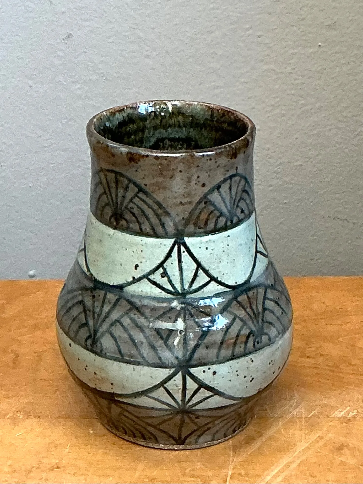 Vintage Handcrafted Geometric Ceramic Vase — additional photo 6