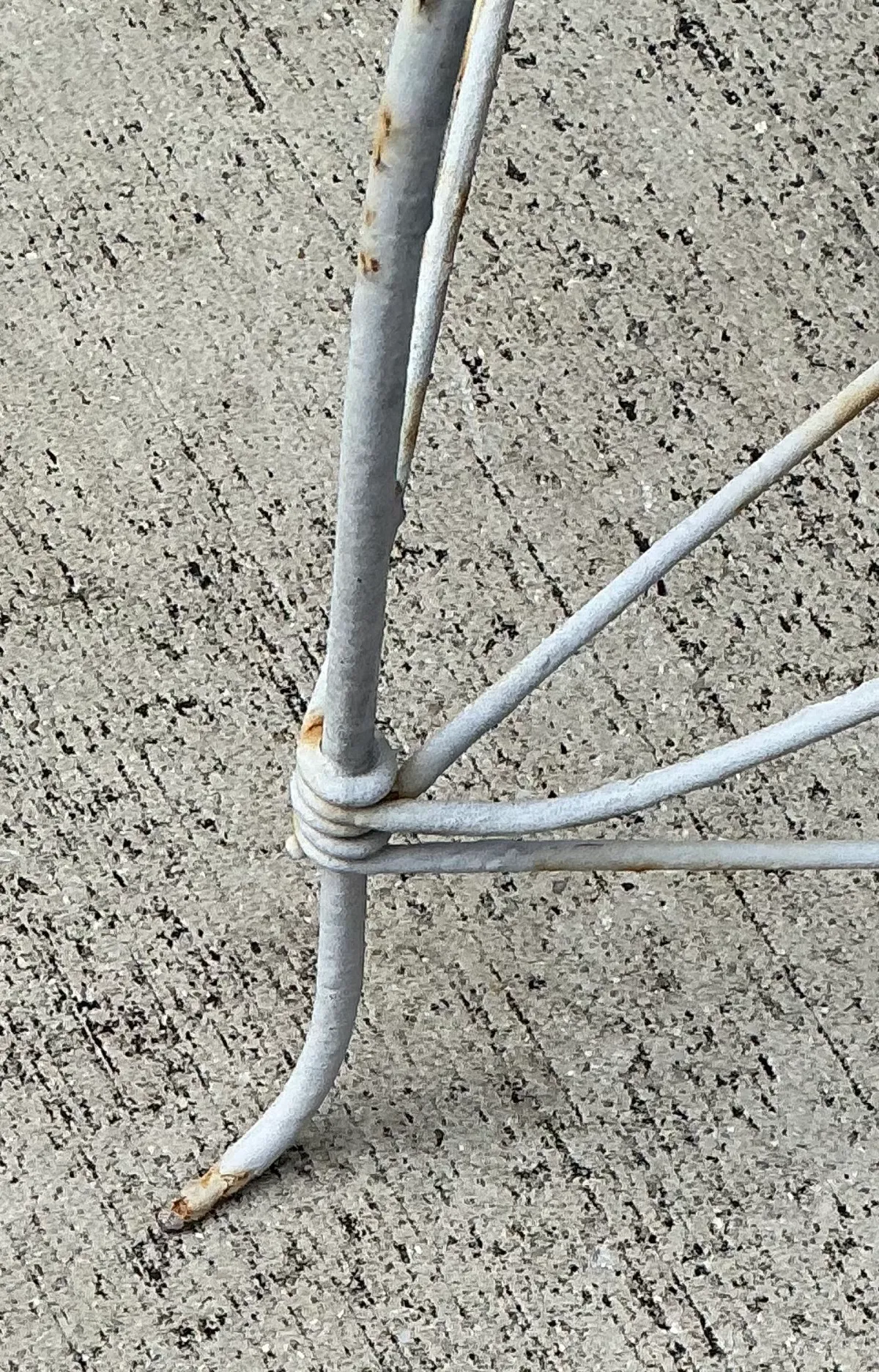 Vintage Distressed White Wire Plant Stand — additional photo 6