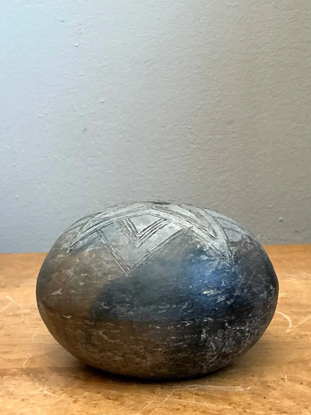 Vintage Geometric Patterned Ceramic Pot — additional photo 1