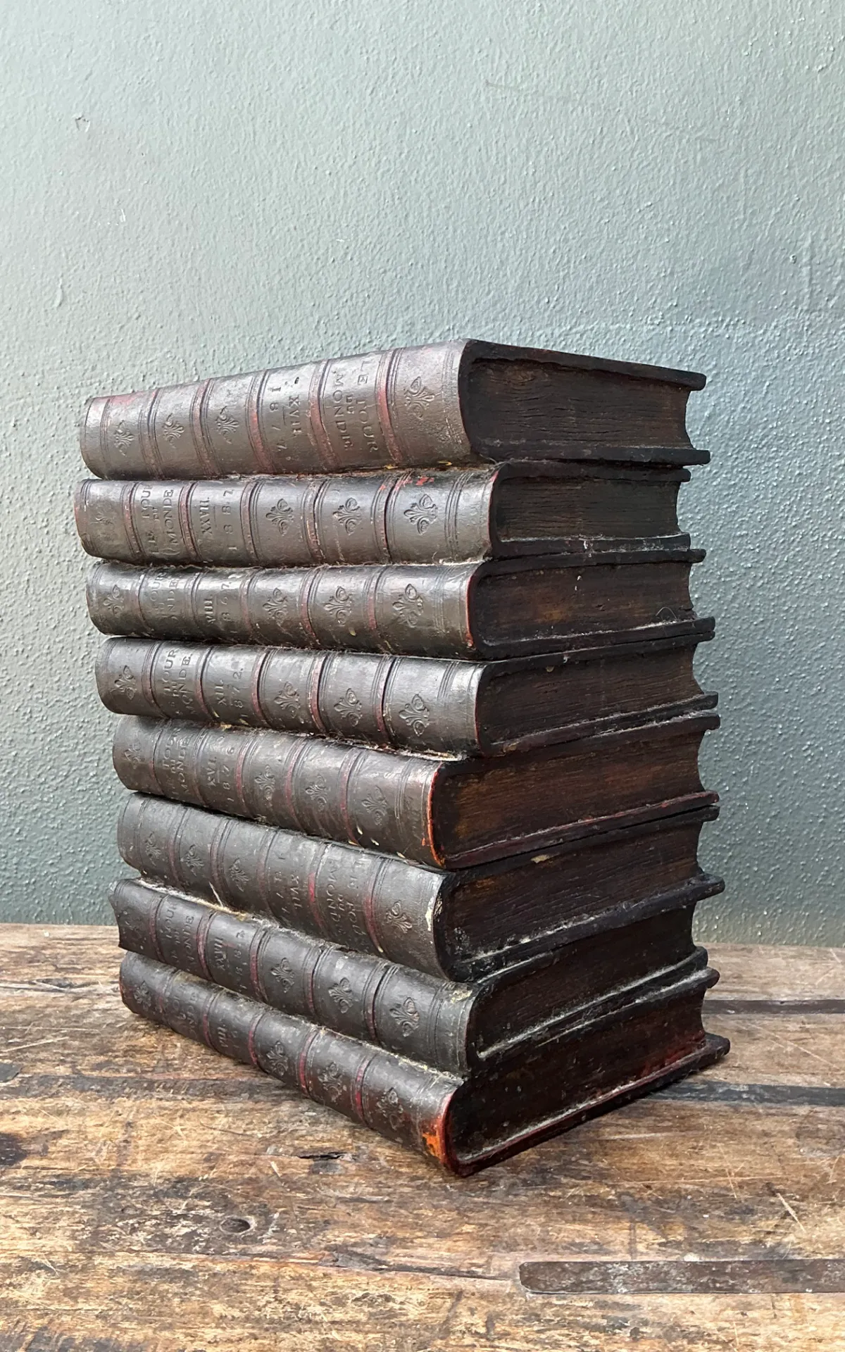 Vintage Resin and Paint Faux Book Stack Drinks Table — additional photo 6