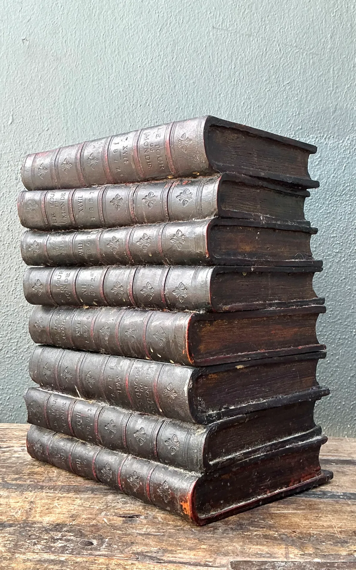 Vintage Resin and Paint Faux Book Stack Drinks Table — additional photo 2